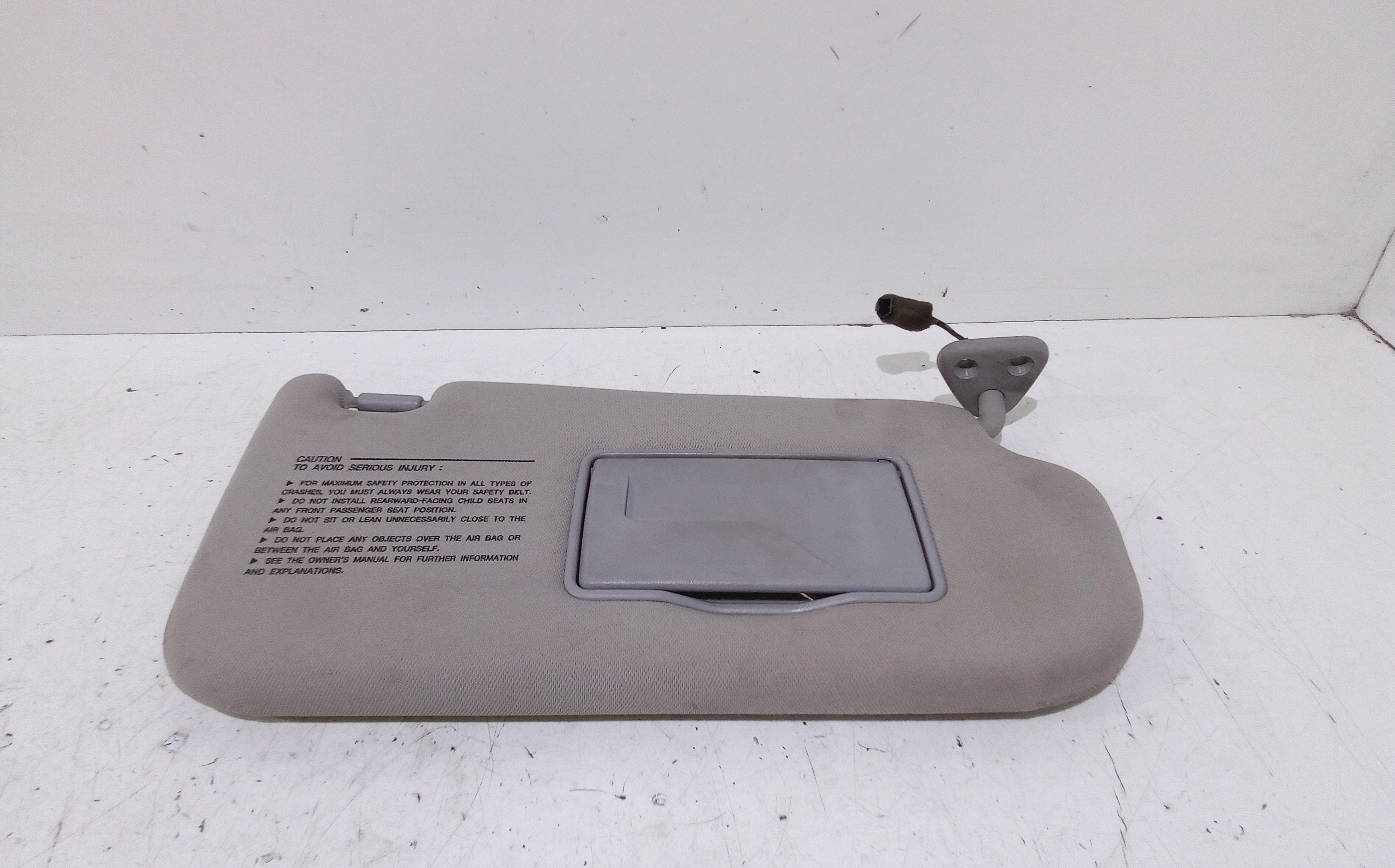 Aletta Parasole Parabrezza Destro 852022E110GF Usato