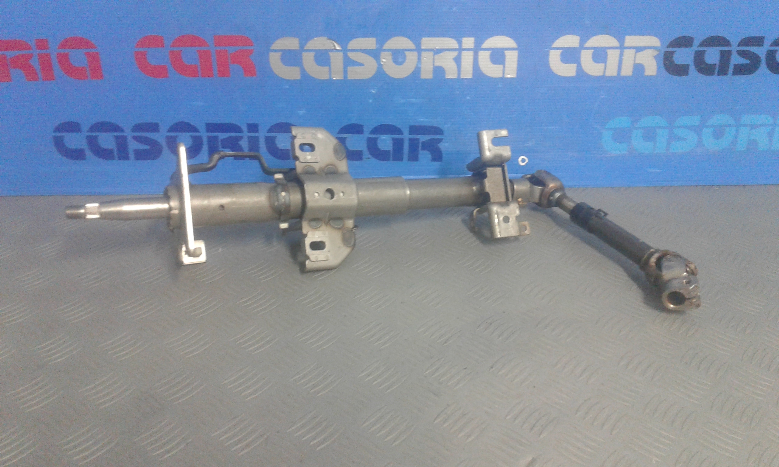 Albero Sterzo Compl. 563002F200 Usato