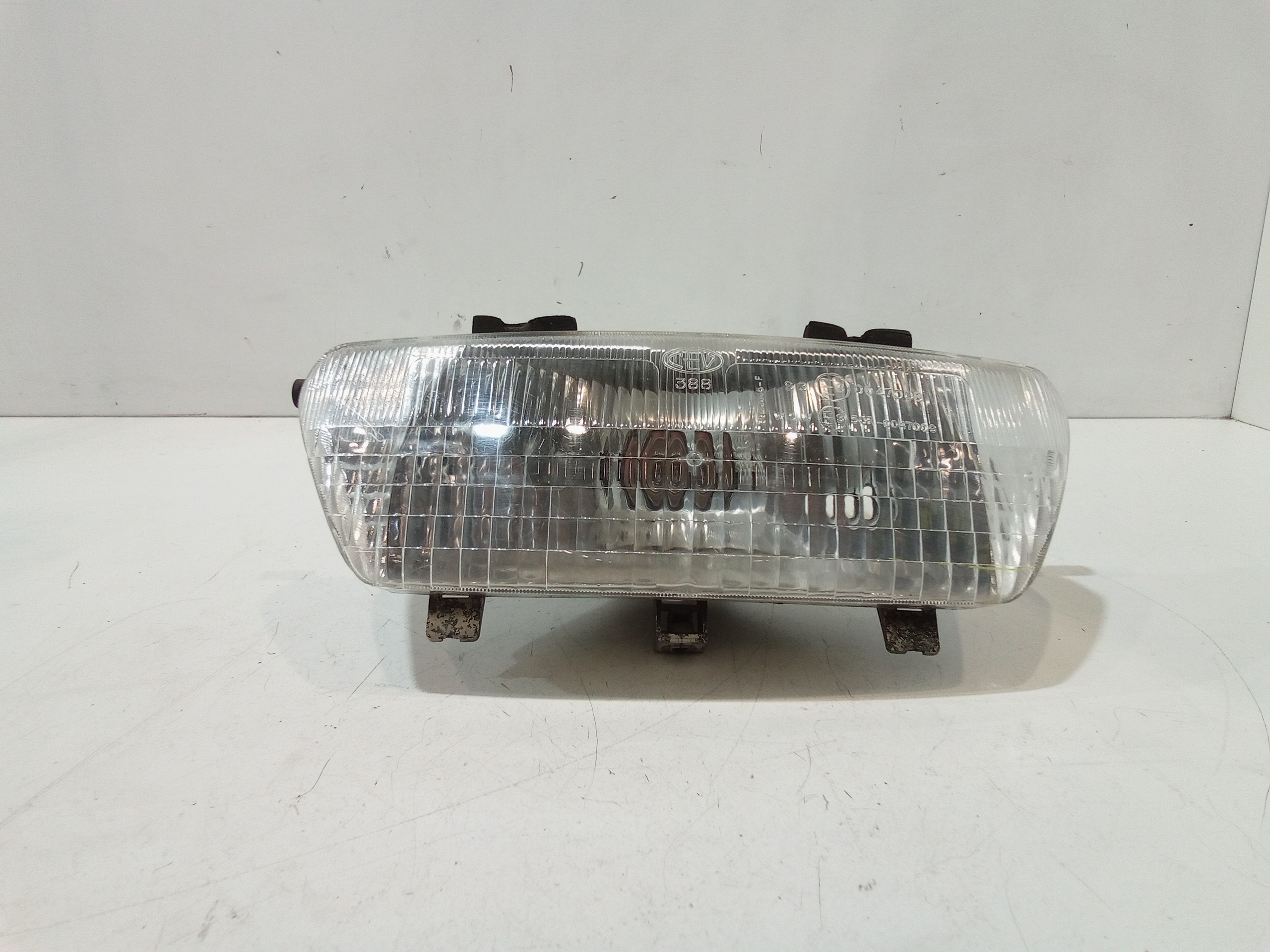 Faro Anteriore Usato