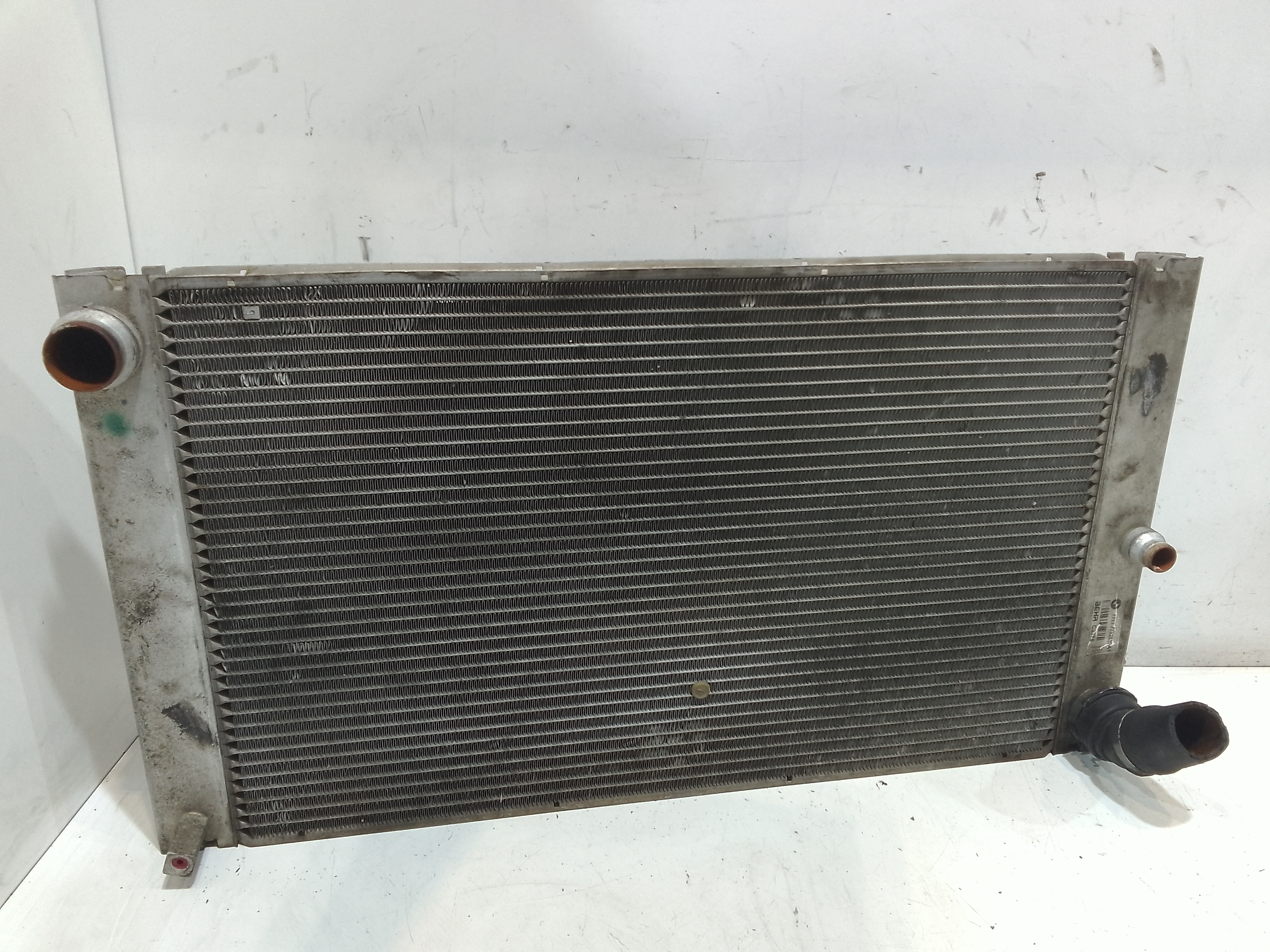 Radiatore 17117519209 Usato