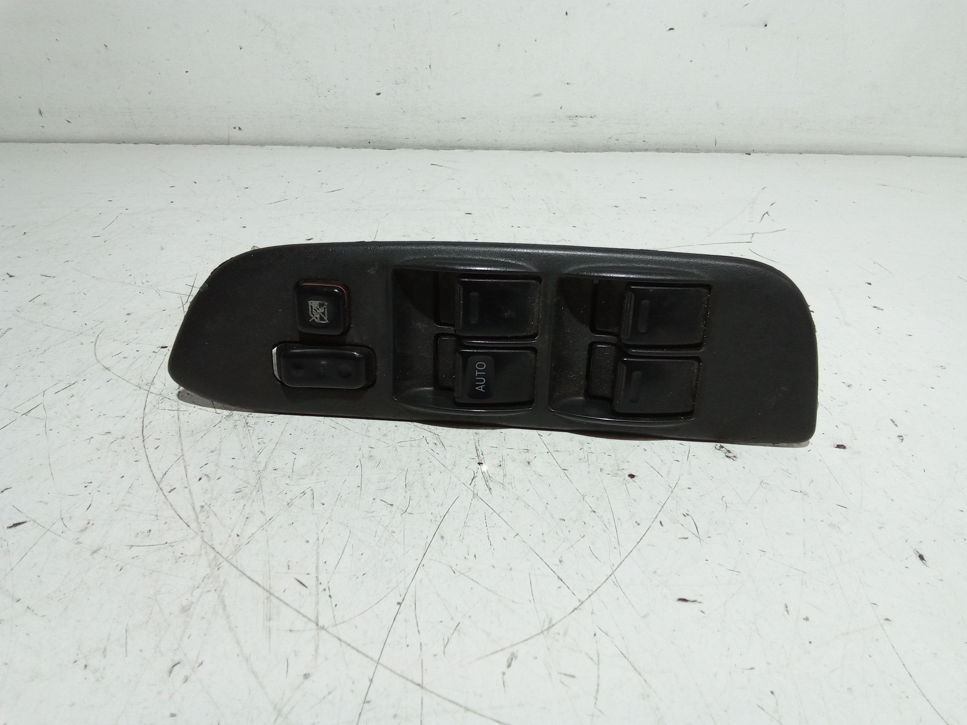 Interruttore Alzacristalli Porta Ant. Sinistro Usato