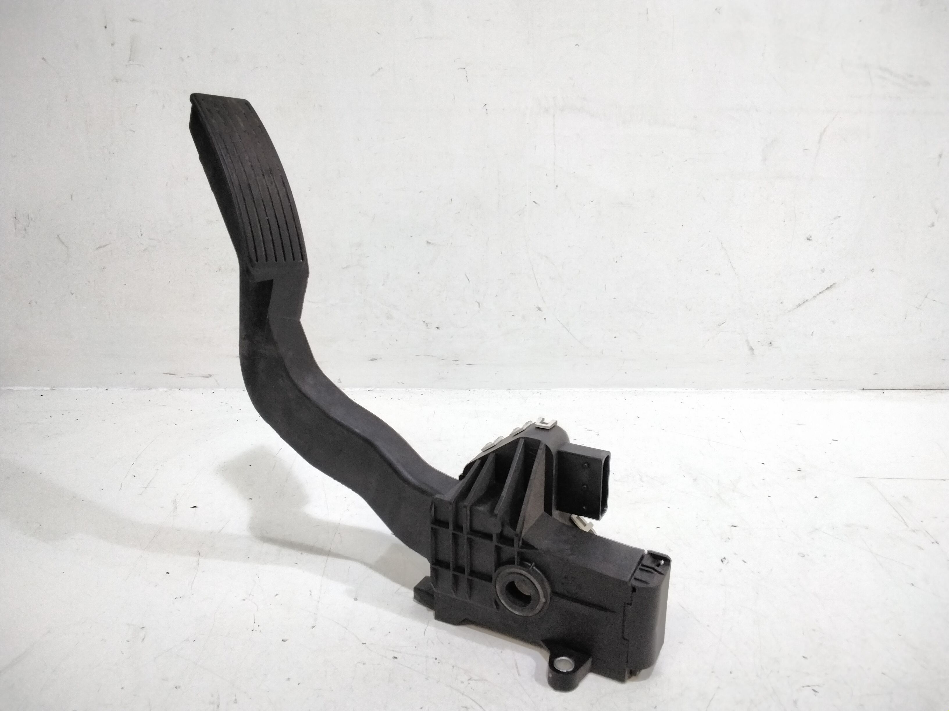 Pedale Acceleratore 1384162080 Usato