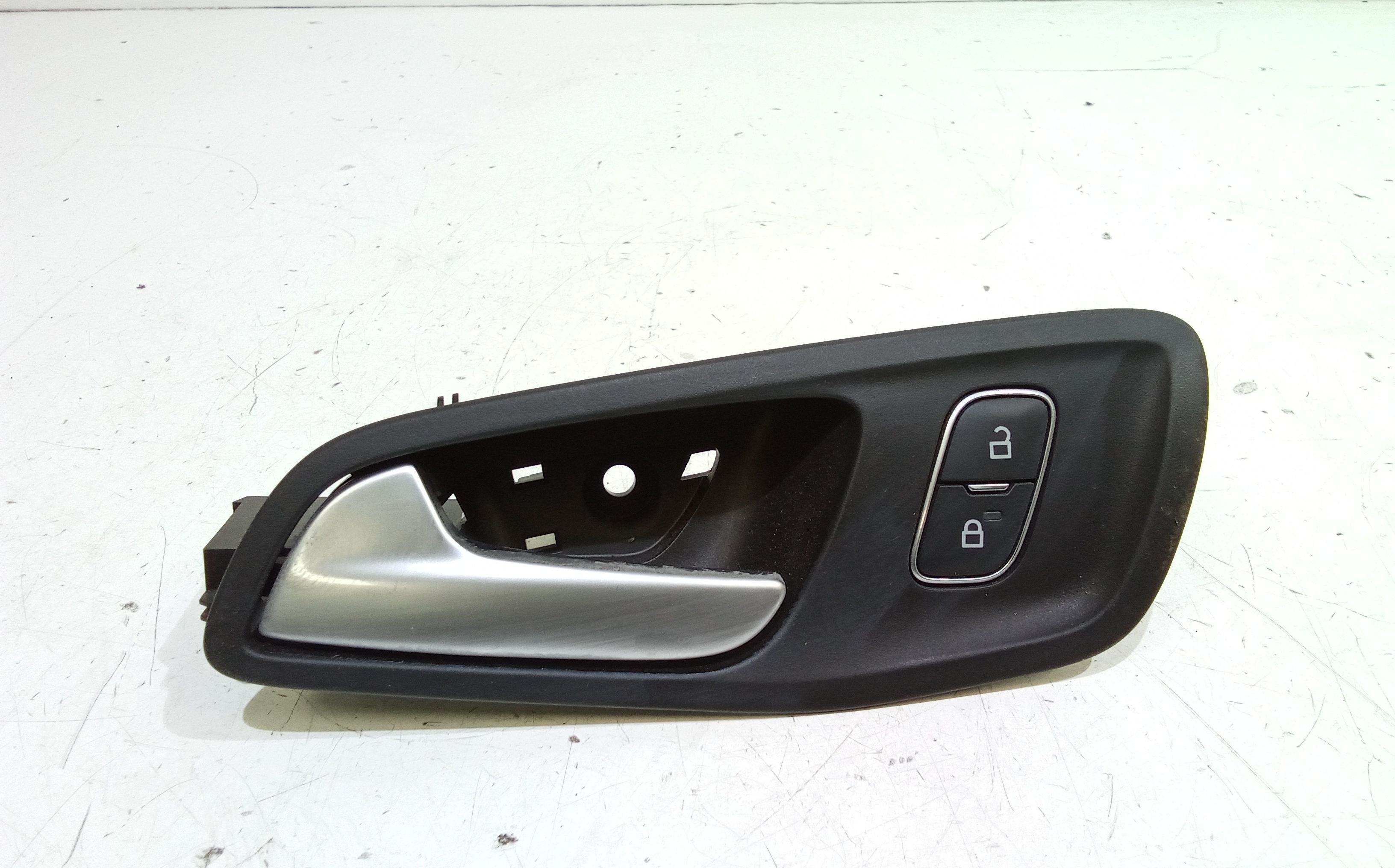 Maniglia Int. Apertura Porta Ant. Destro Usato