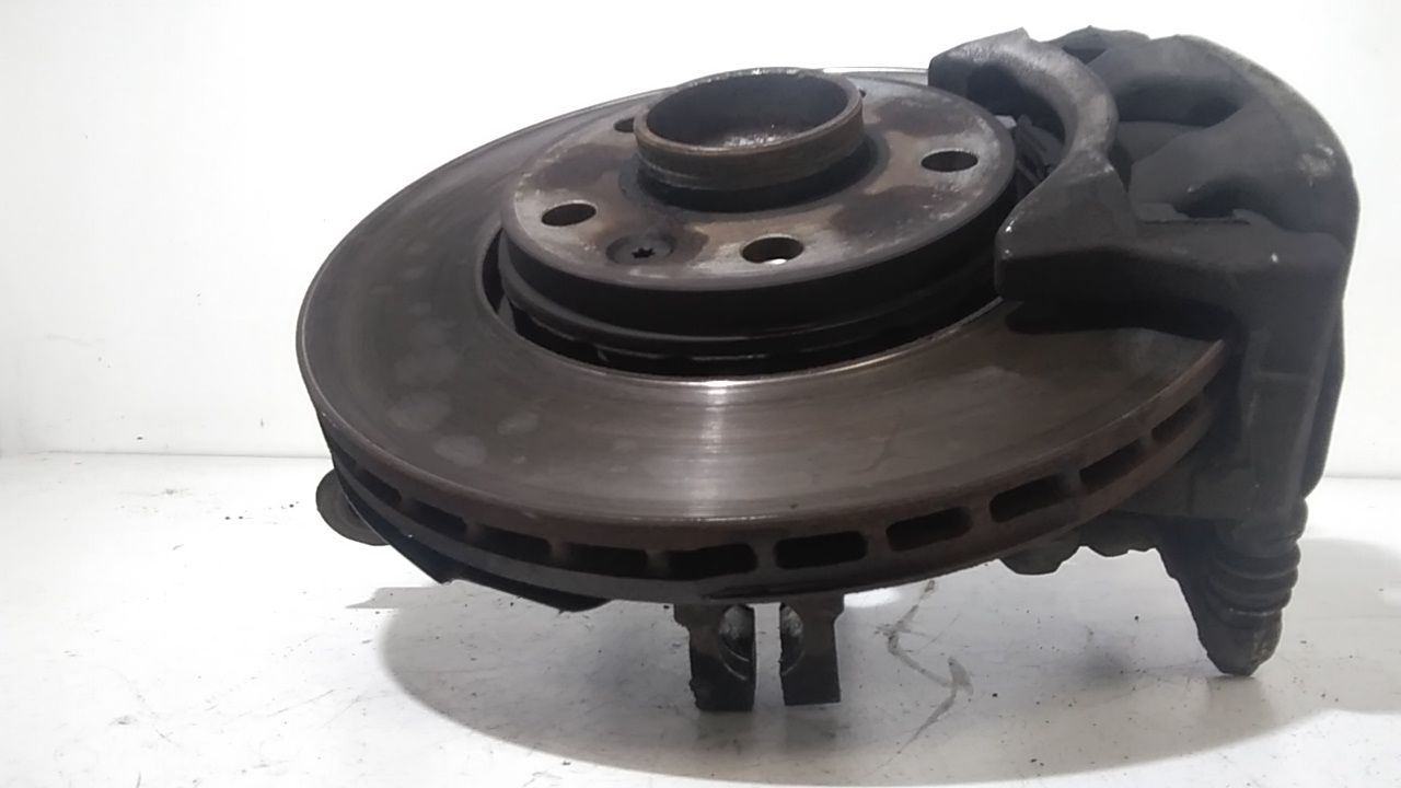 Fusello Montante Mozzo Anteriore Destro Usato