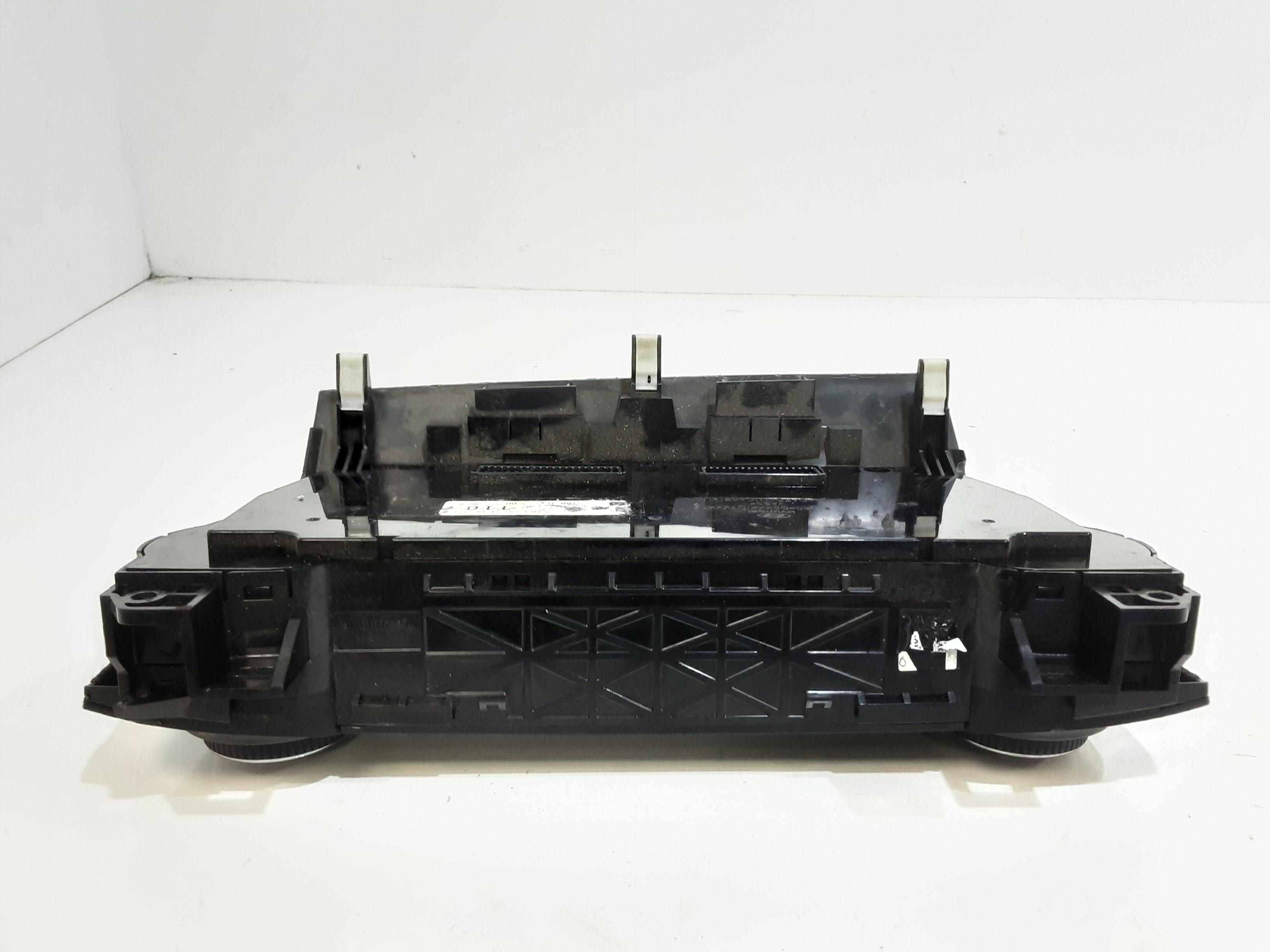 Blocco Comando Climatizzazione 97250D7080TRY Usato