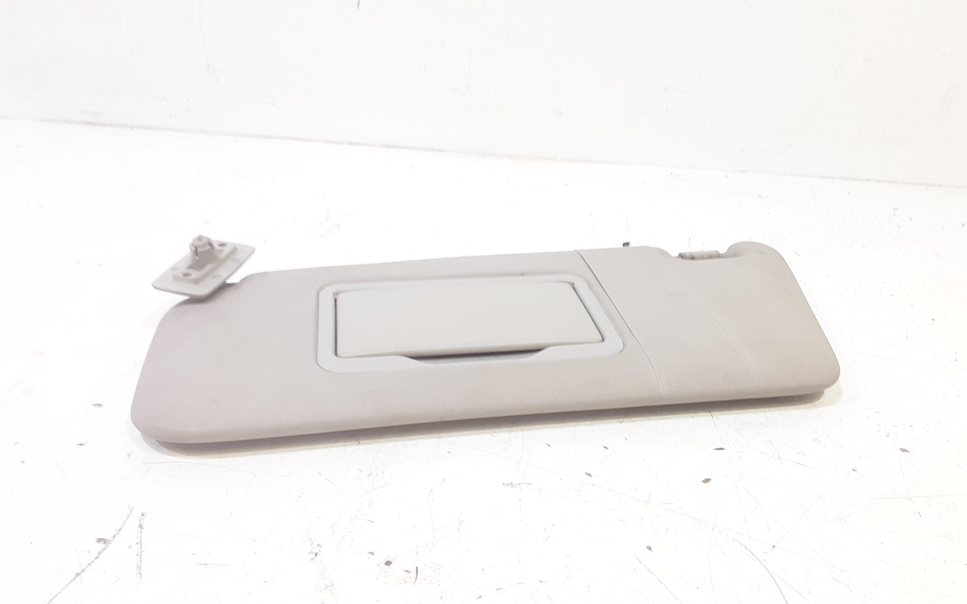 Aletta Parasole Parabrezza Sinistro Usato