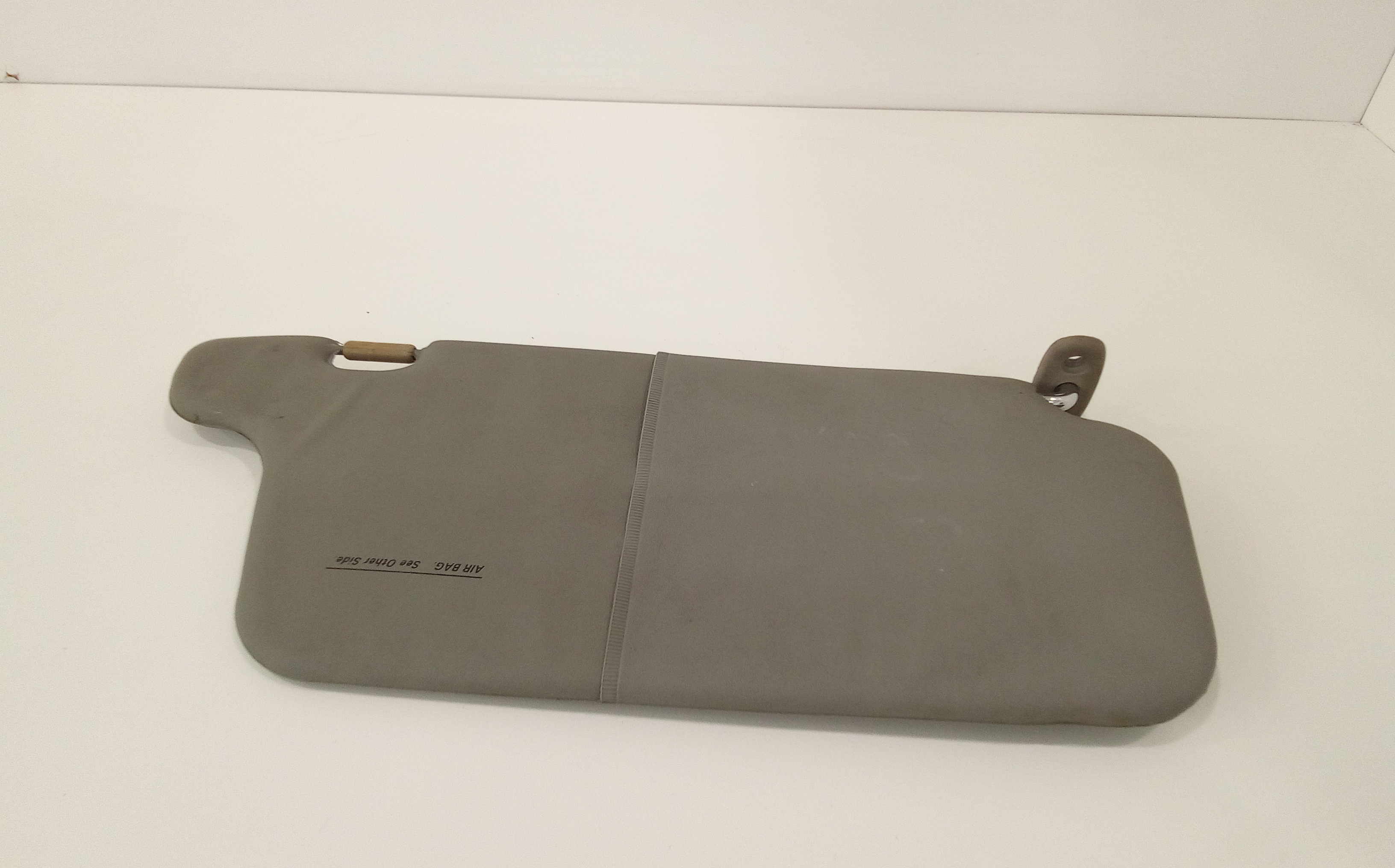 Aletta Parasole Parabrezza Destro 8520202500OB Usato