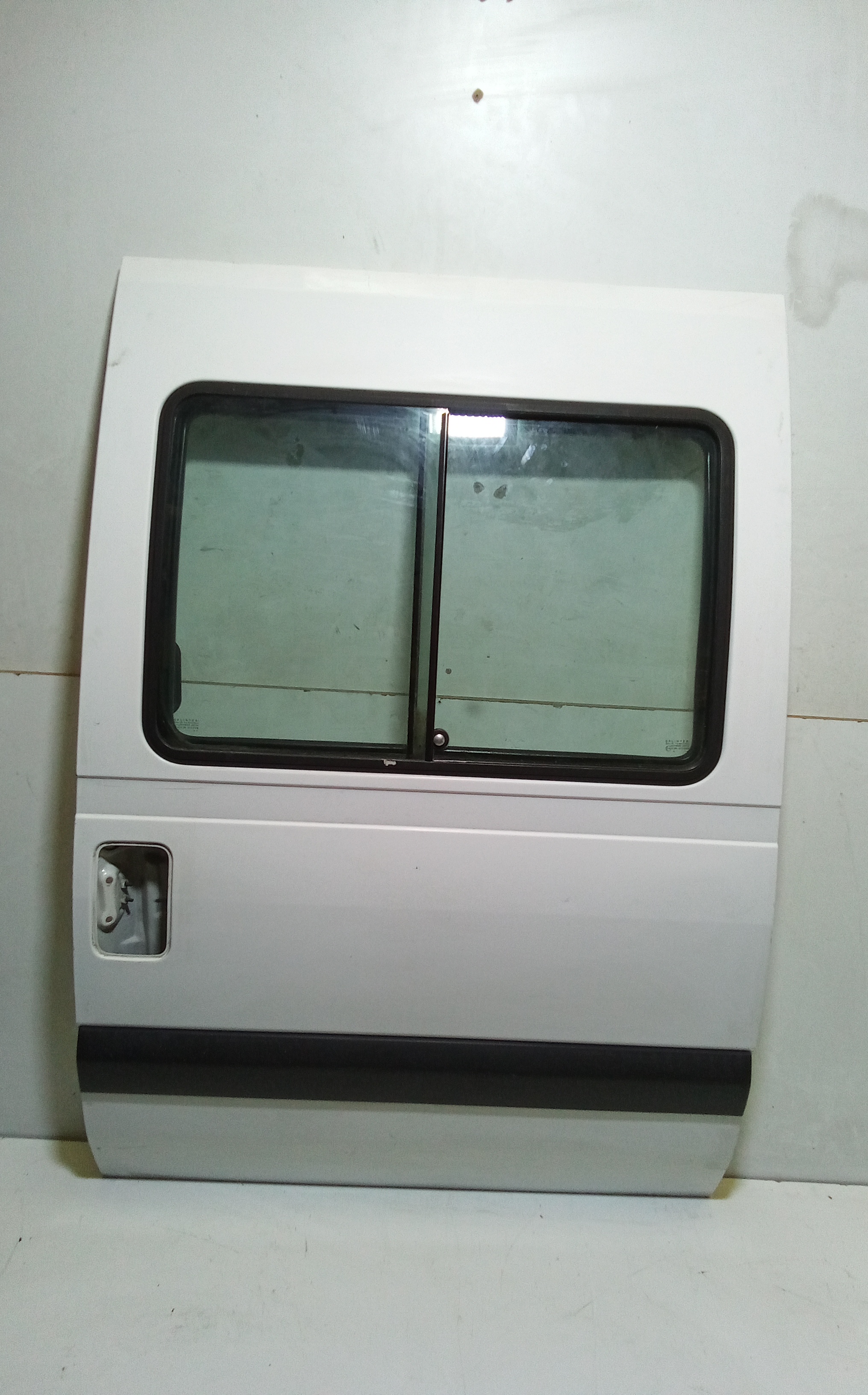 Scorrevole Parete Lat. Centr. Sinistro 8569FN Usato