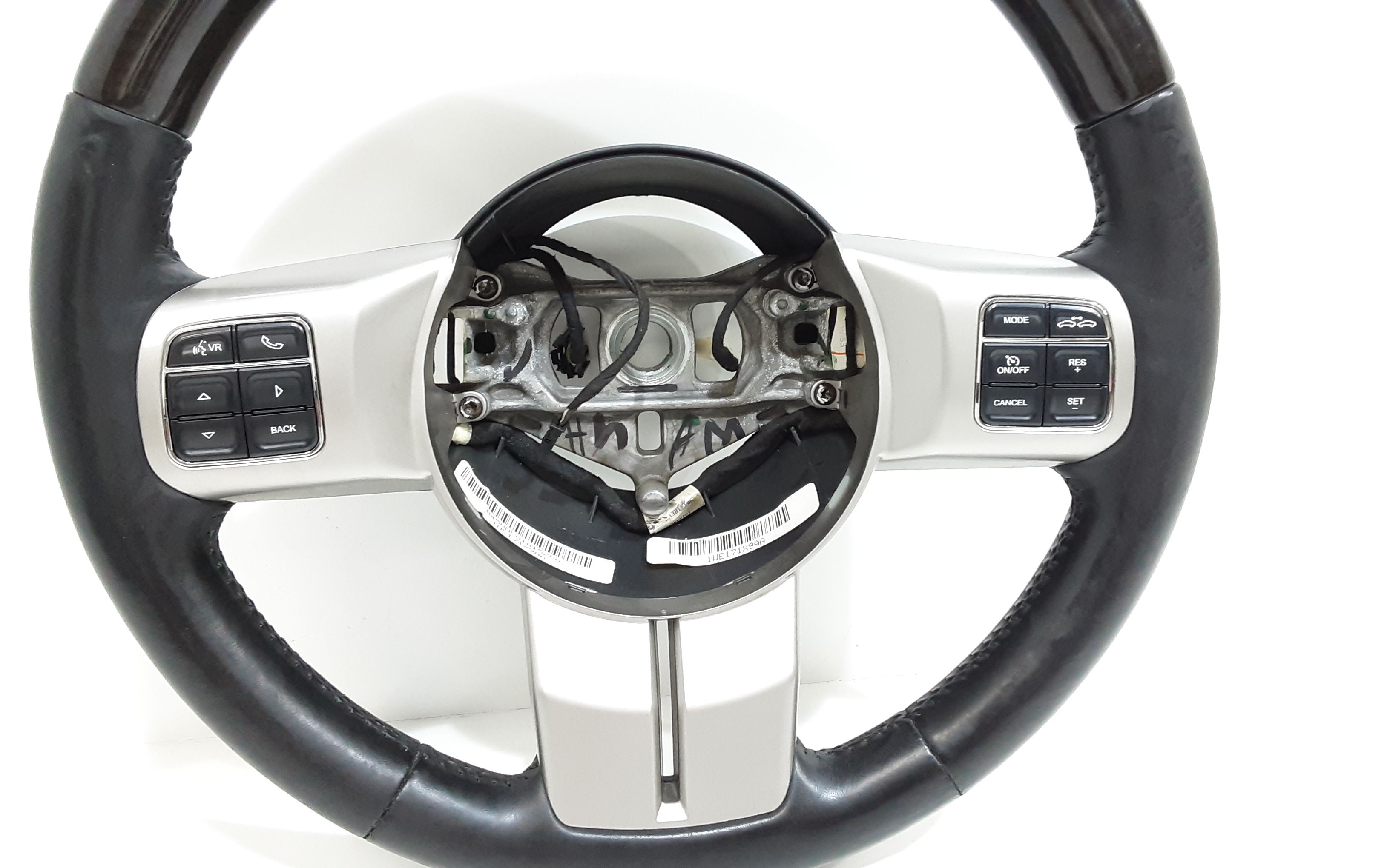 Volante K1TE61DX9AC Usato