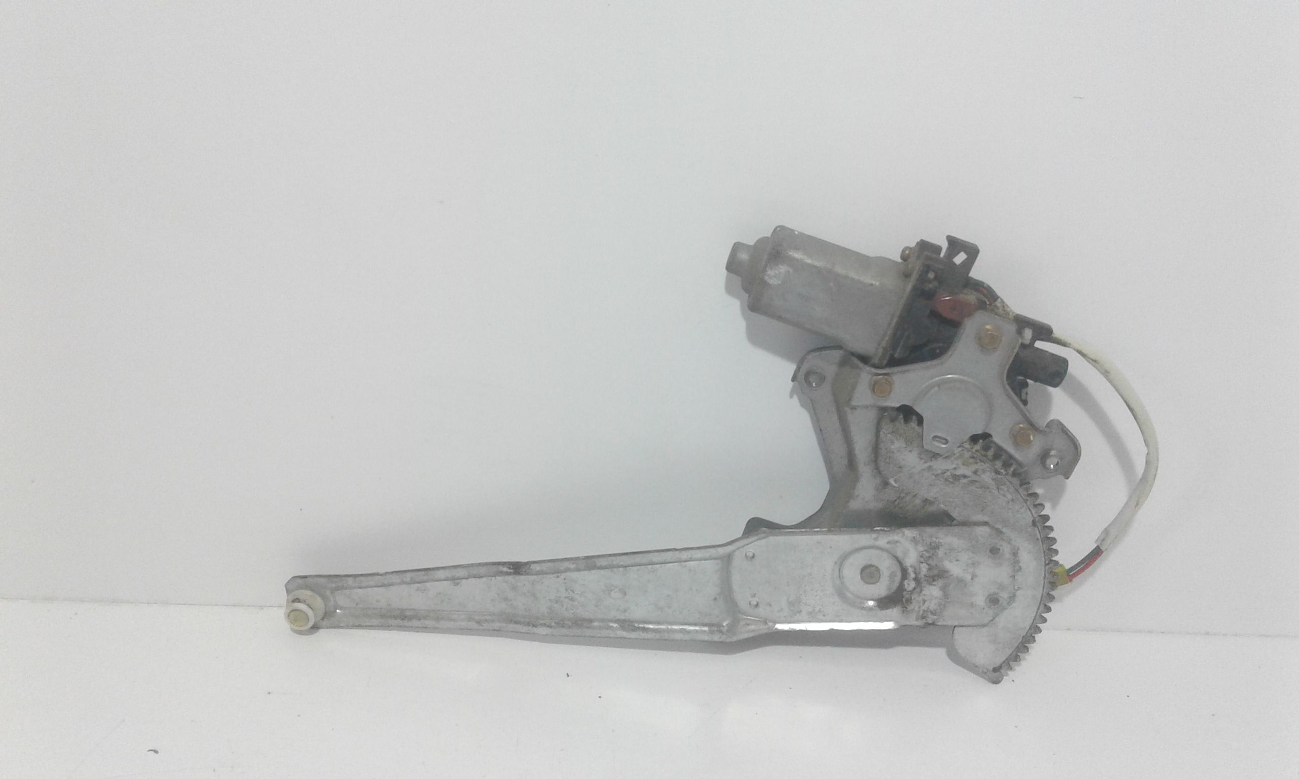 Alzacristallo Elettr. Porta Ant. Sinistro C10059590F Usato