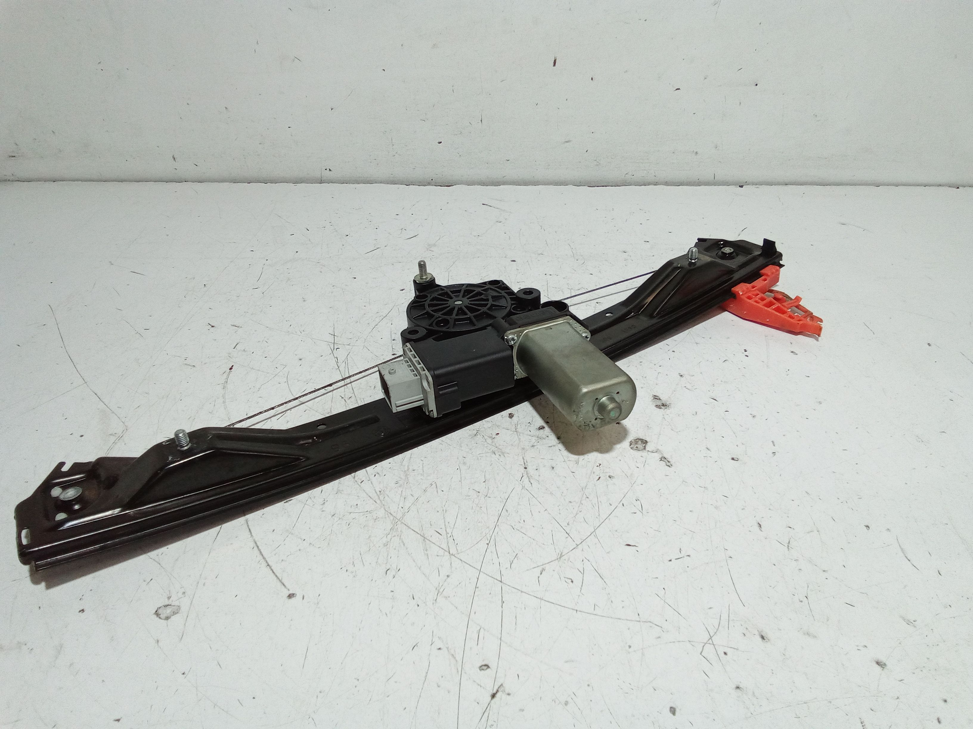 Alzacristallo Porta Ant. Destro Usato