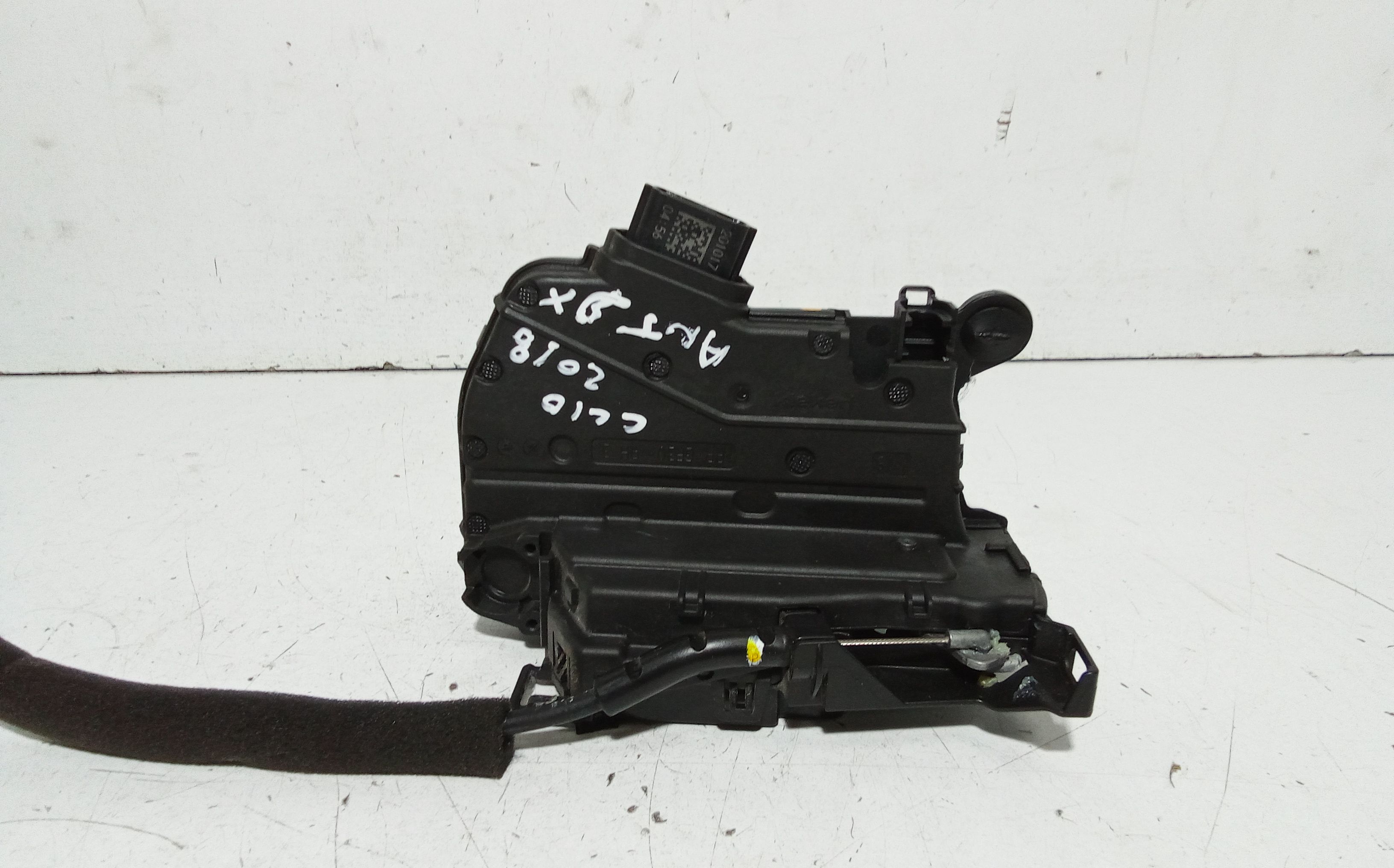 Serratura Porta Ant. Destro 805021989R Usato