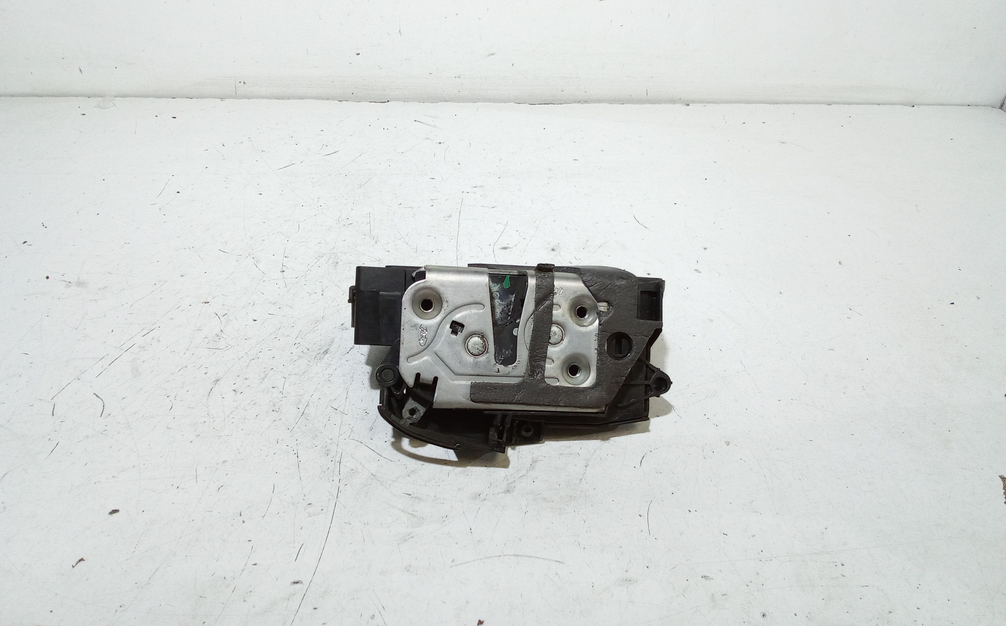 Serratura Porta Ant. Destro 2048282 Usato