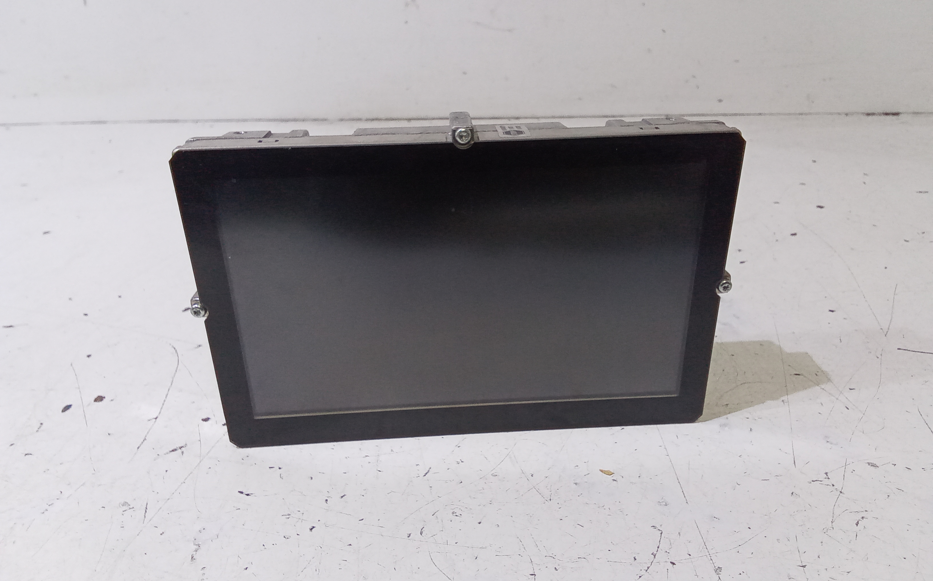 Radio C/sistema Di Navigatore Satellitare Usato