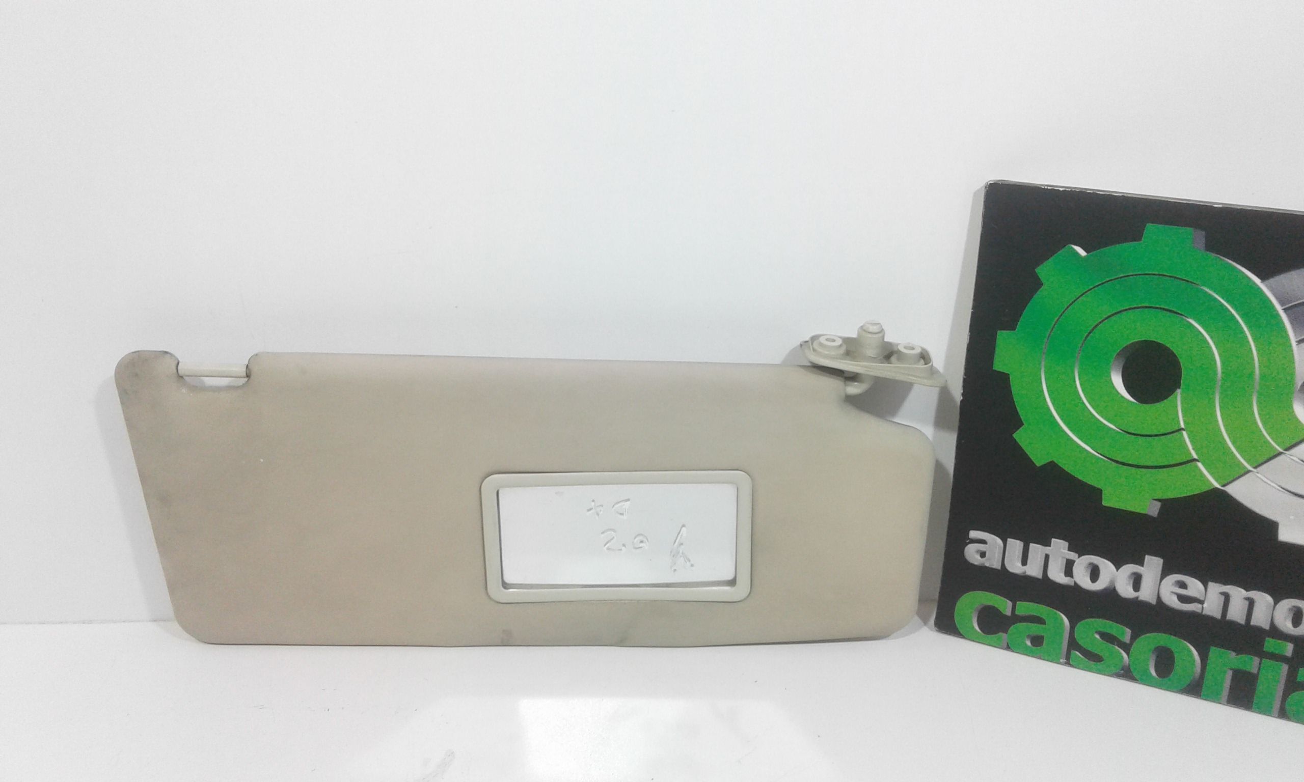 Aletta Parasole Parabrezza Destro 735295147 Usato