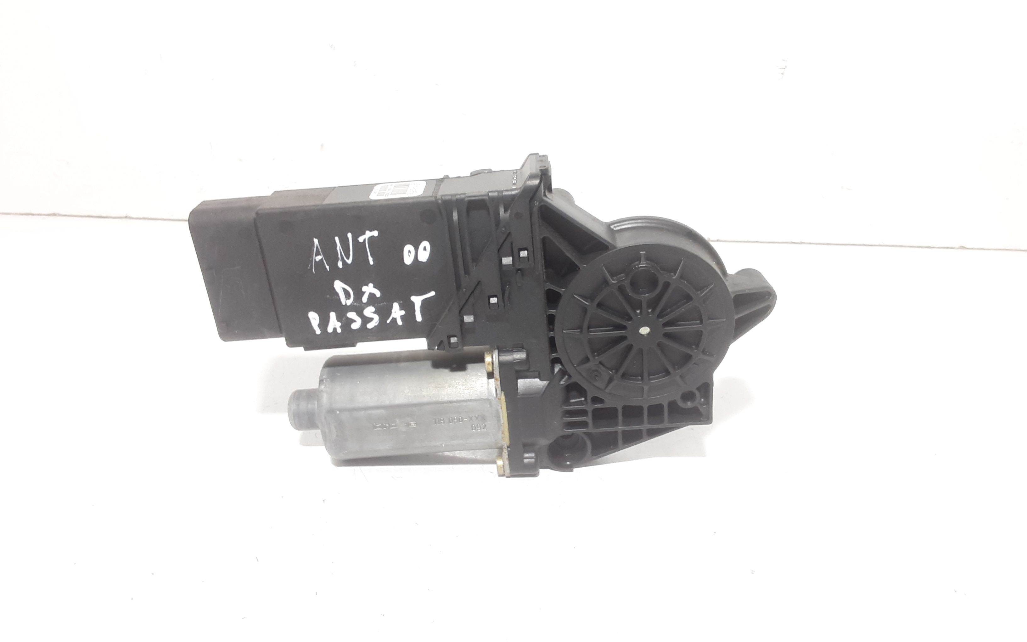 Motorino Alzacristallo Porta Ant. Destro 1C0959802A001 Usato