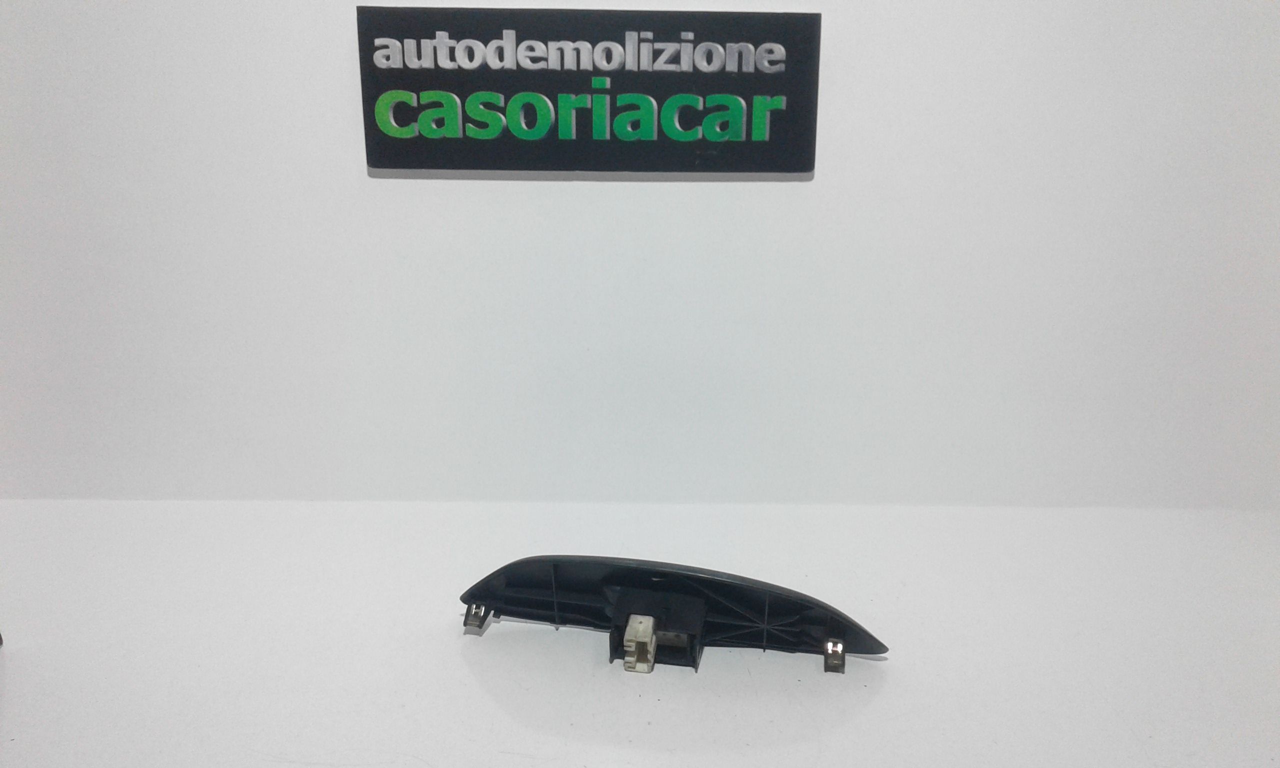 Interruttore Alzacristalli Porta Ant. Destro 8481012080 Usato