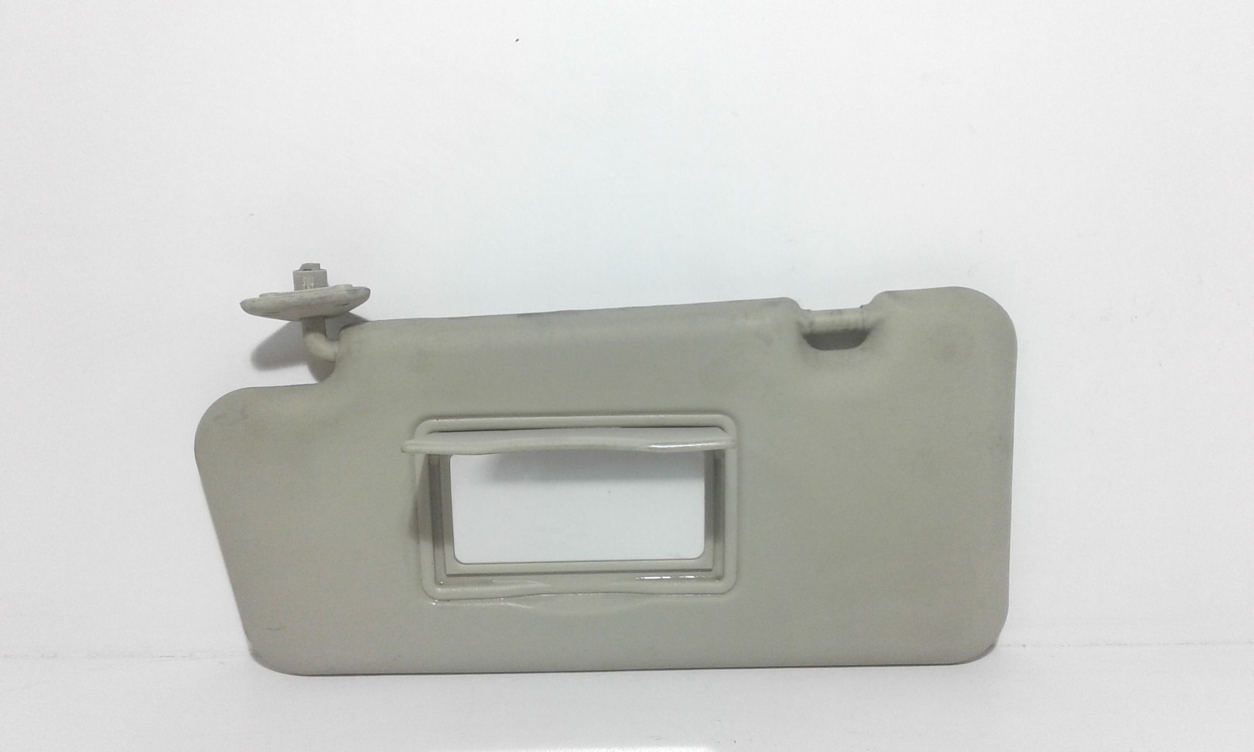 Aletta Parasole Parabrezza Sinistro 964019U100 Usato