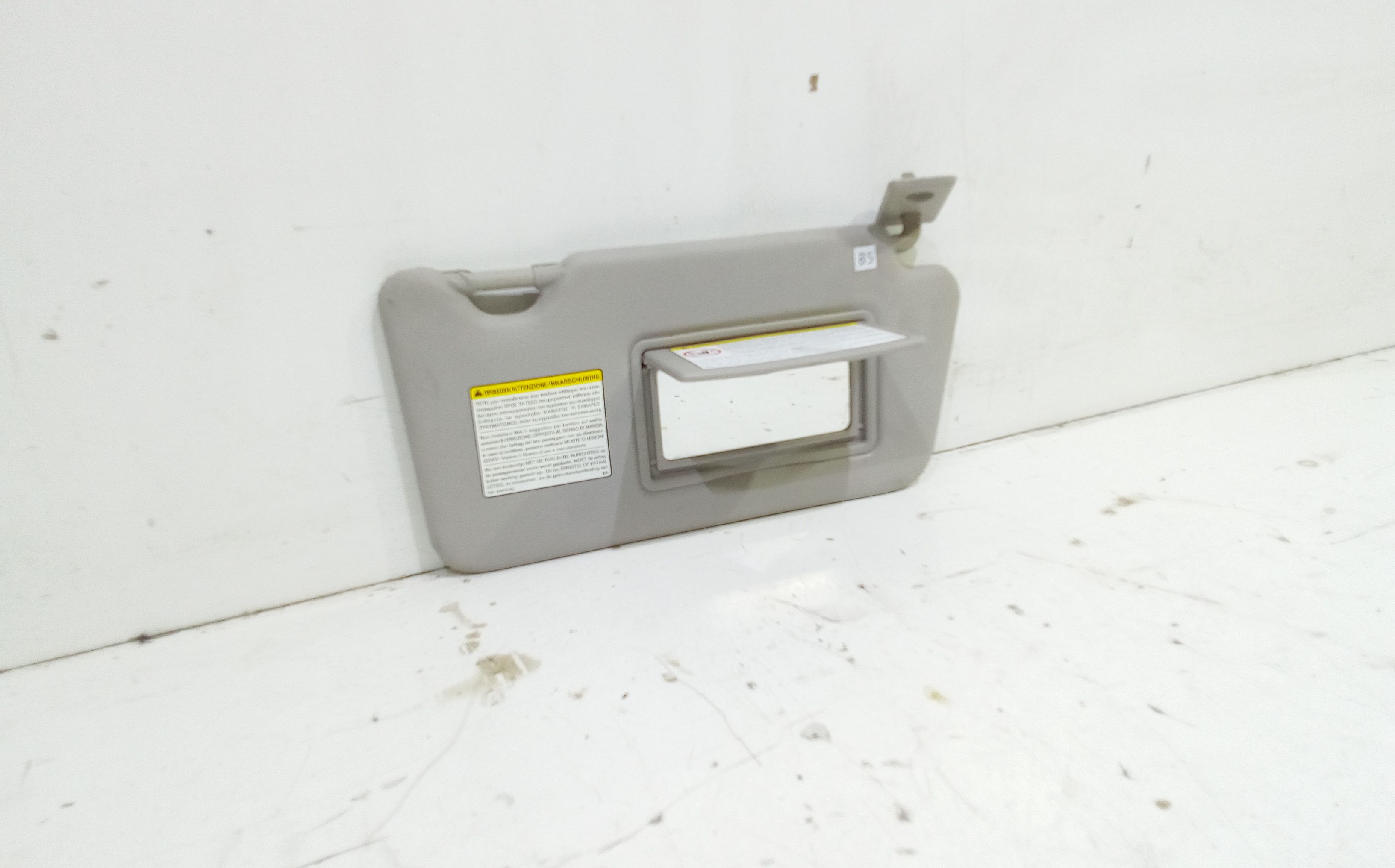 Aletta Parasole Parabrezza Destro 964001HP0A Usato