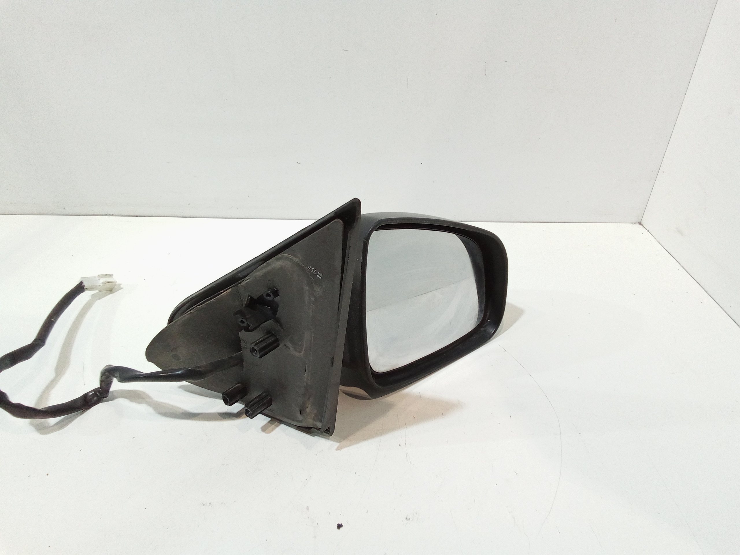 Retrovisore Est. Destro 963011650R Usato