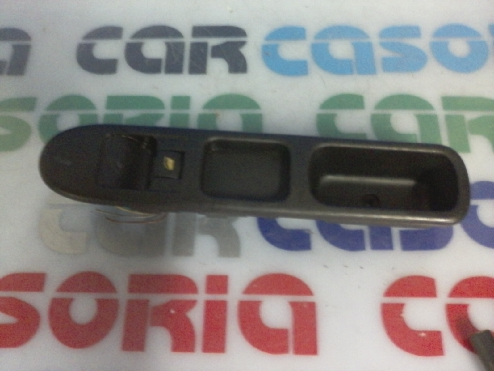 Interruttore Alzacristalli Porta Ant. Destro Usato