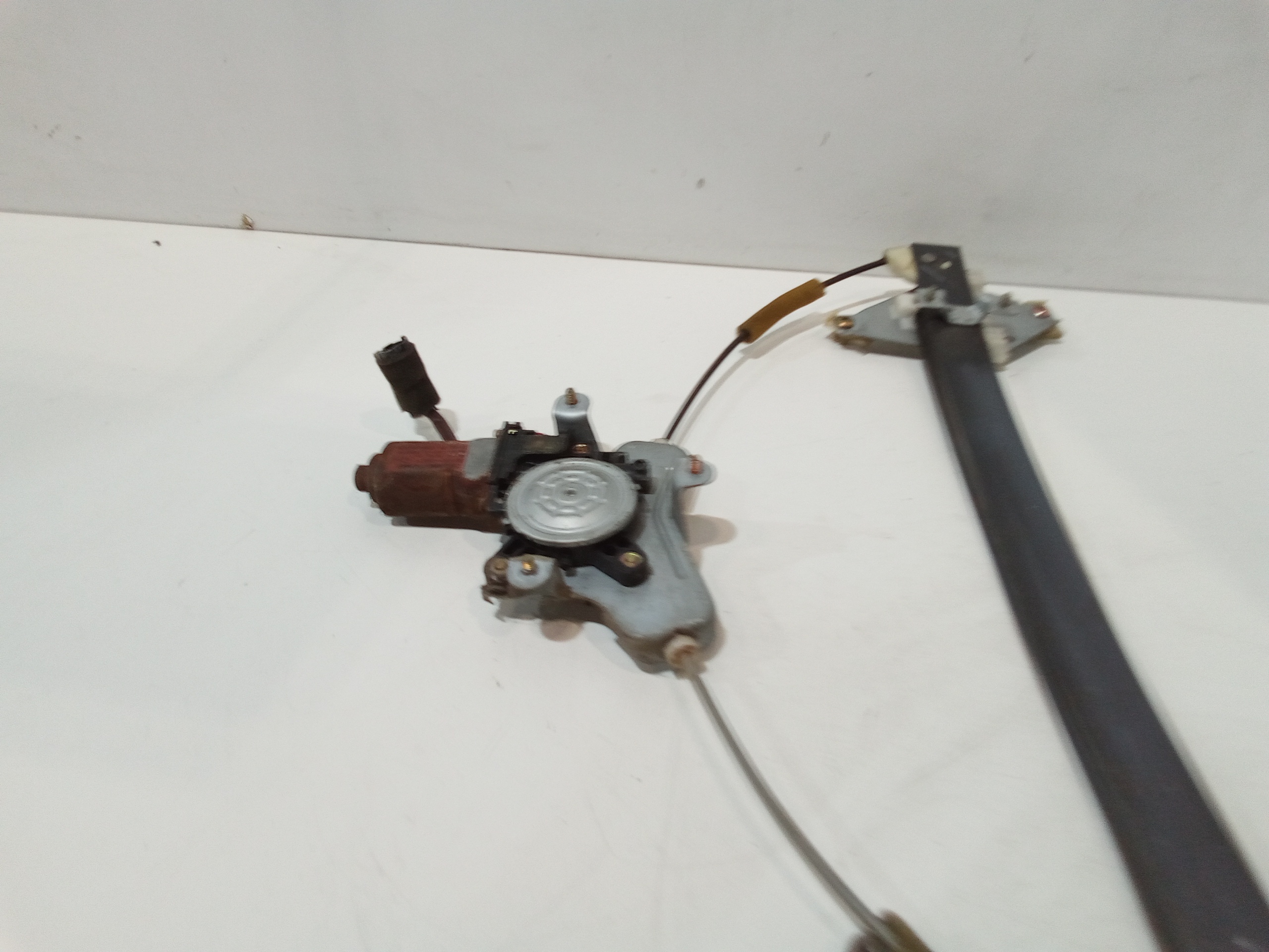 Alzacristallo Porta Ant. Destro Usato