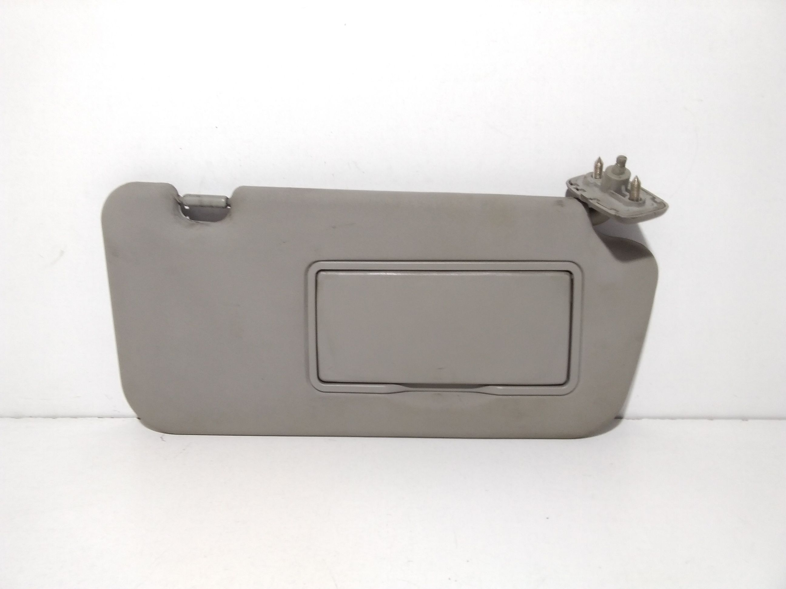 Aletta Parasole Parabrezza Destro 852022F050IM Usato