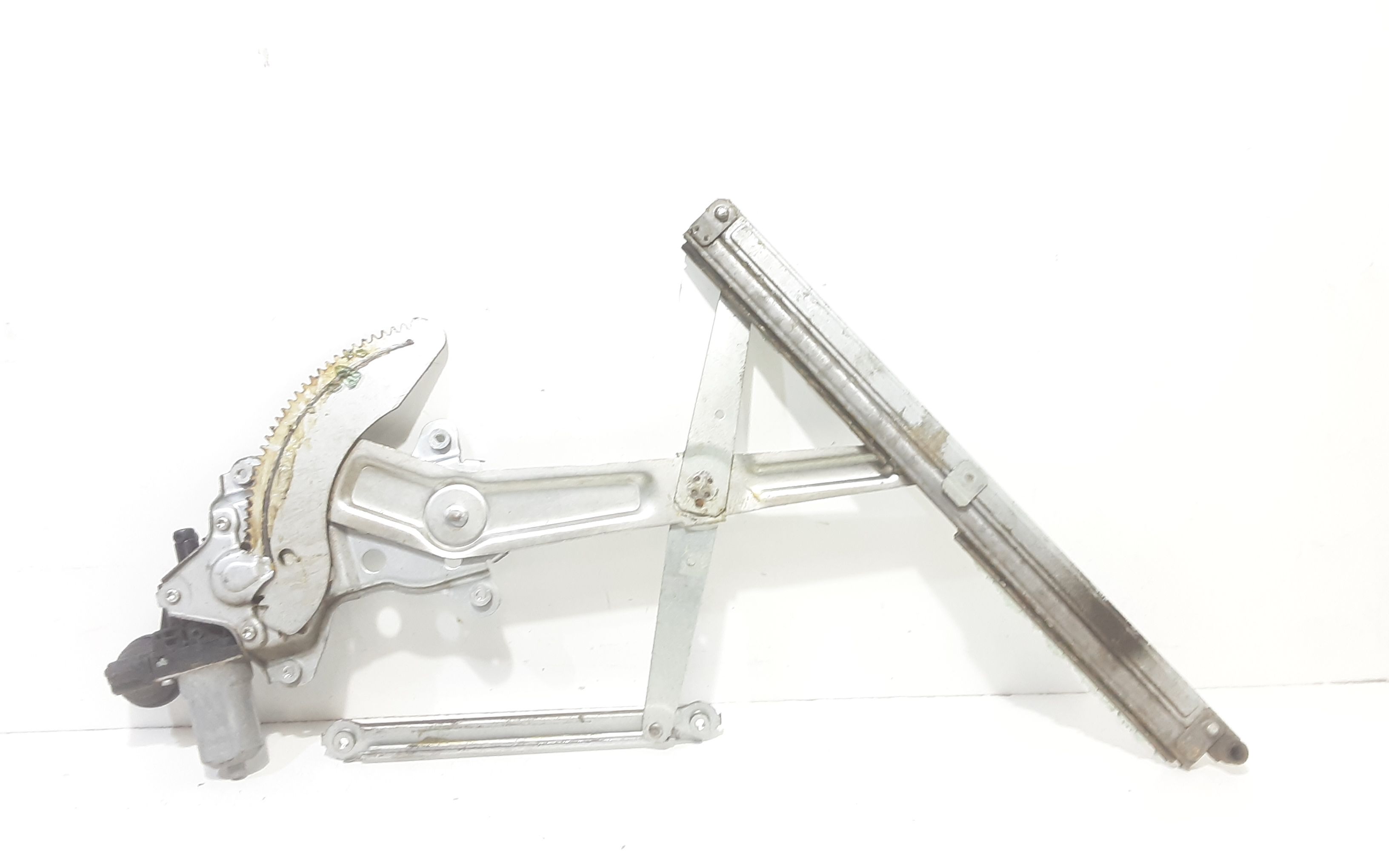 Alzacristallo Porta Ant. Destro 8341062J00000 Usato