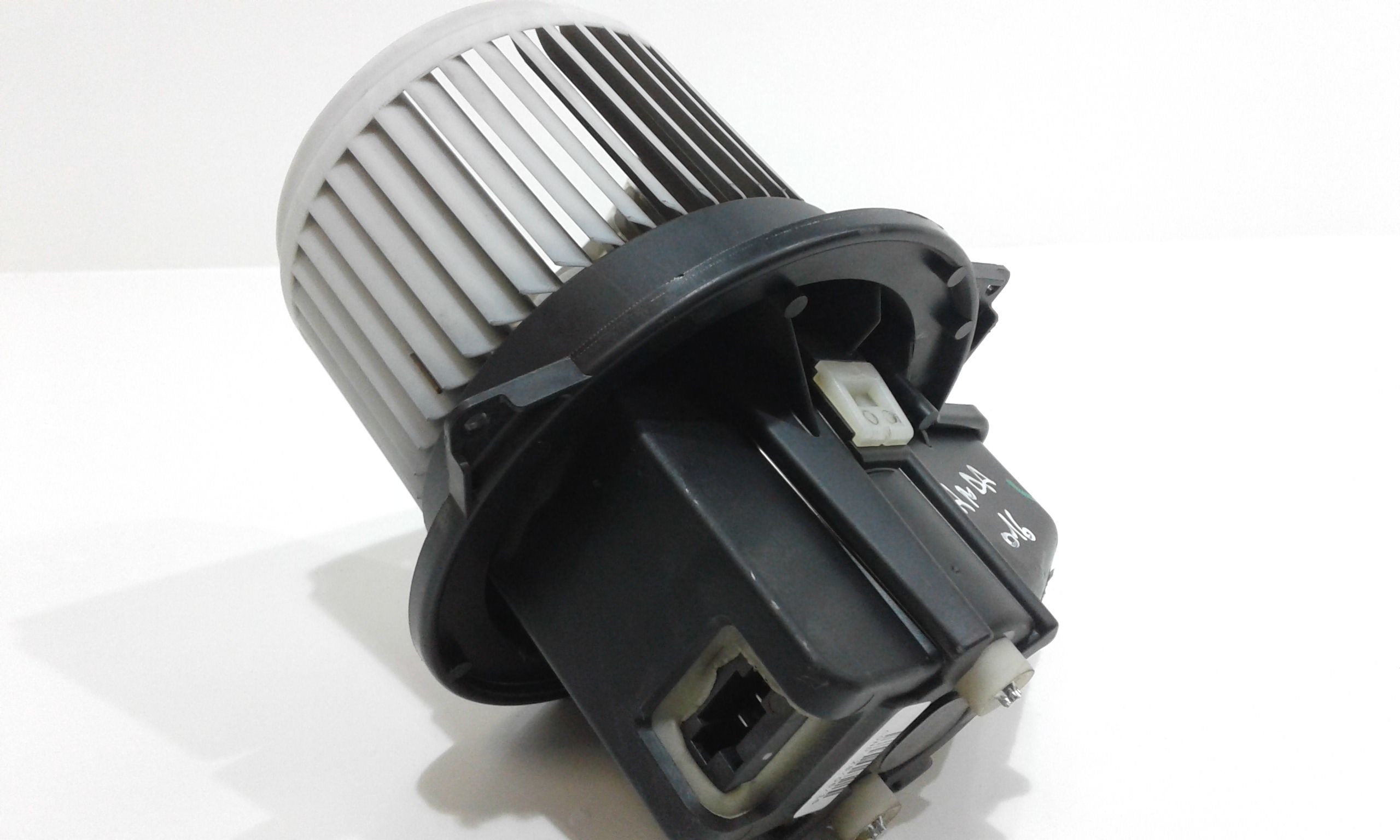 Motorino Ventilazione Abitacolo 77366916 Usato