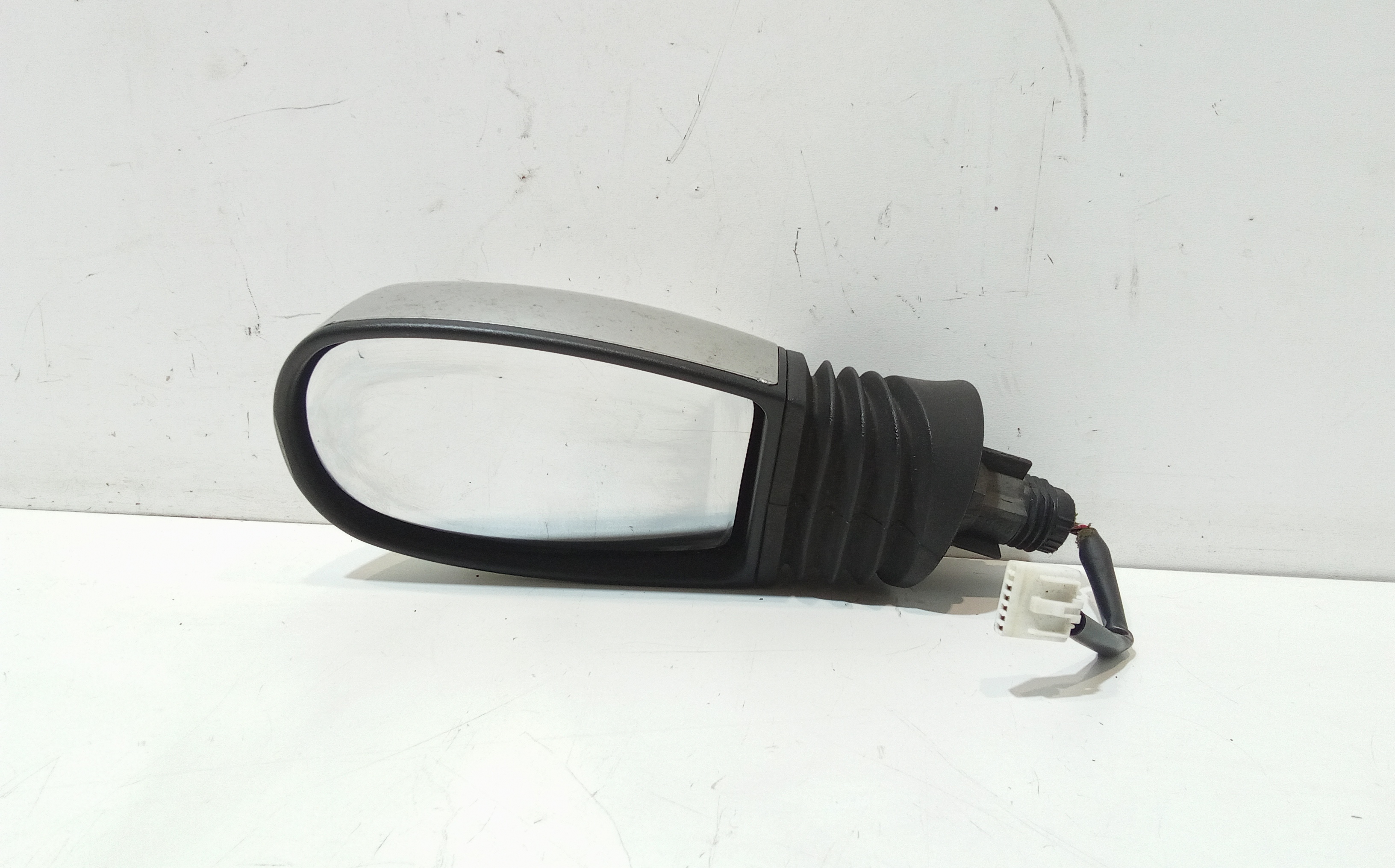 Retrovisore Est. Sinistro 735310075 Usato