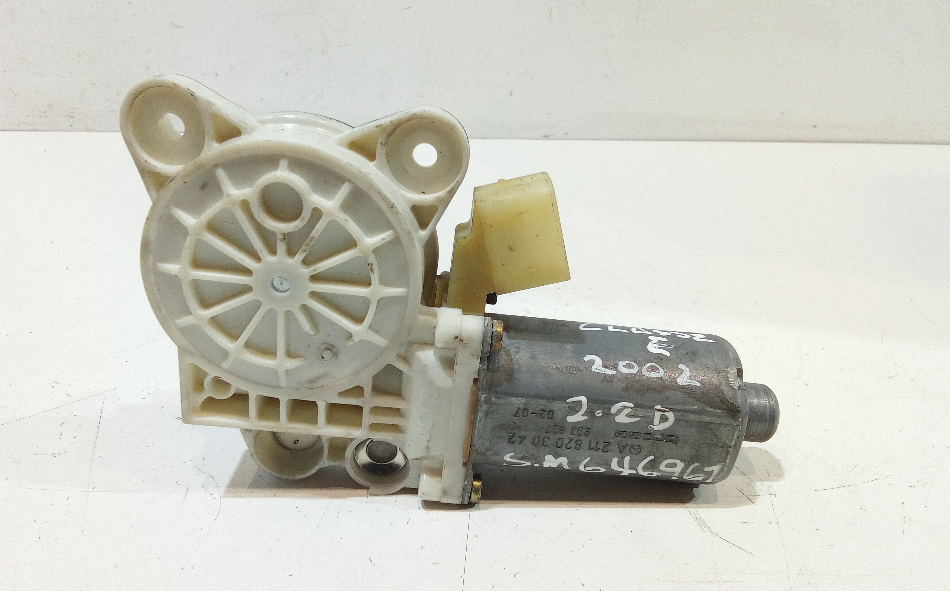 Motorino Alzacristallo Porta Ant. Destro A2118203042 Usato