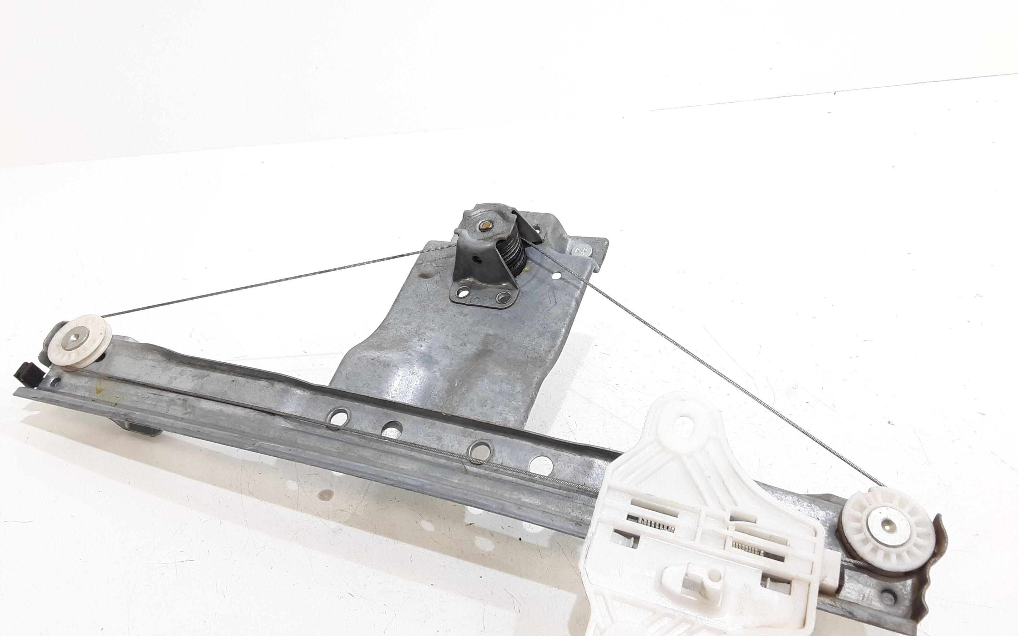 Alzacristallo Porta Post. Destro 827003722R Usato