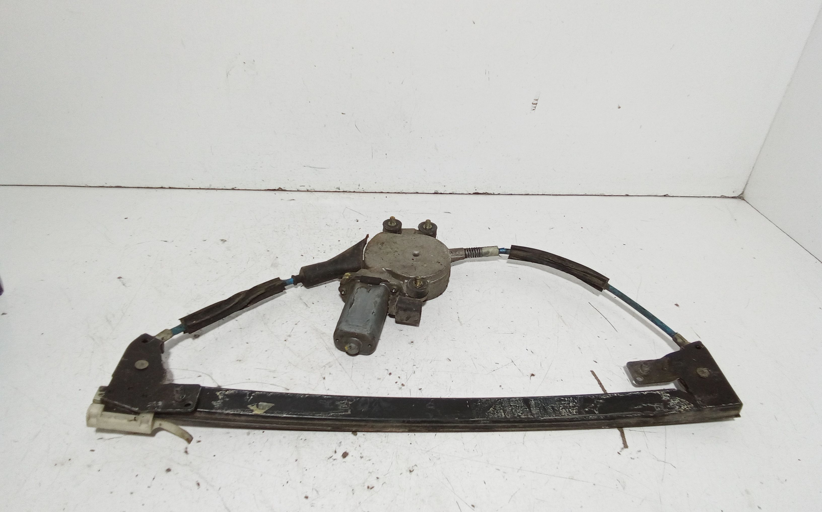 Alzacristallo Porta Ant. Destro Usato