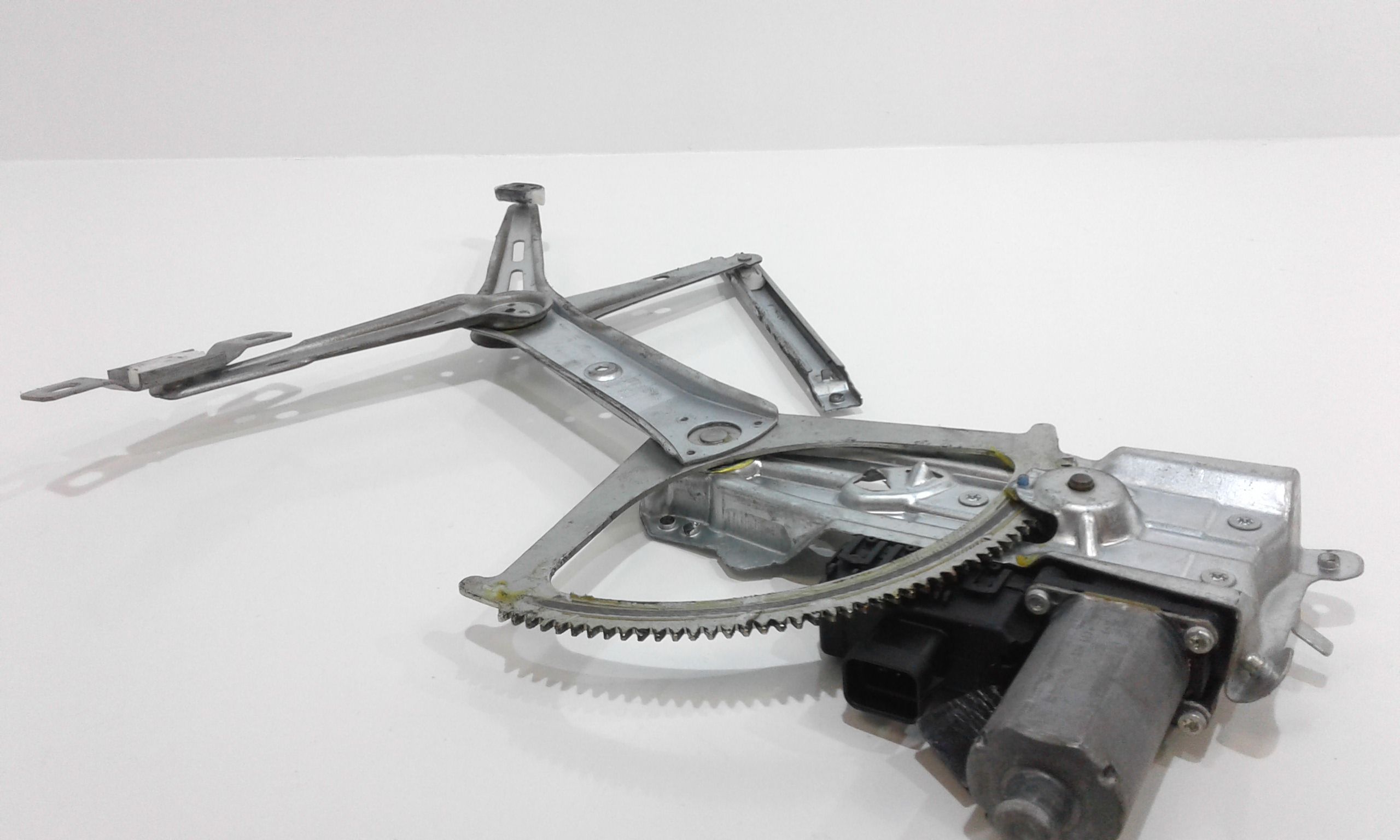 Alzacristallo Porta Ant. Destro Usato