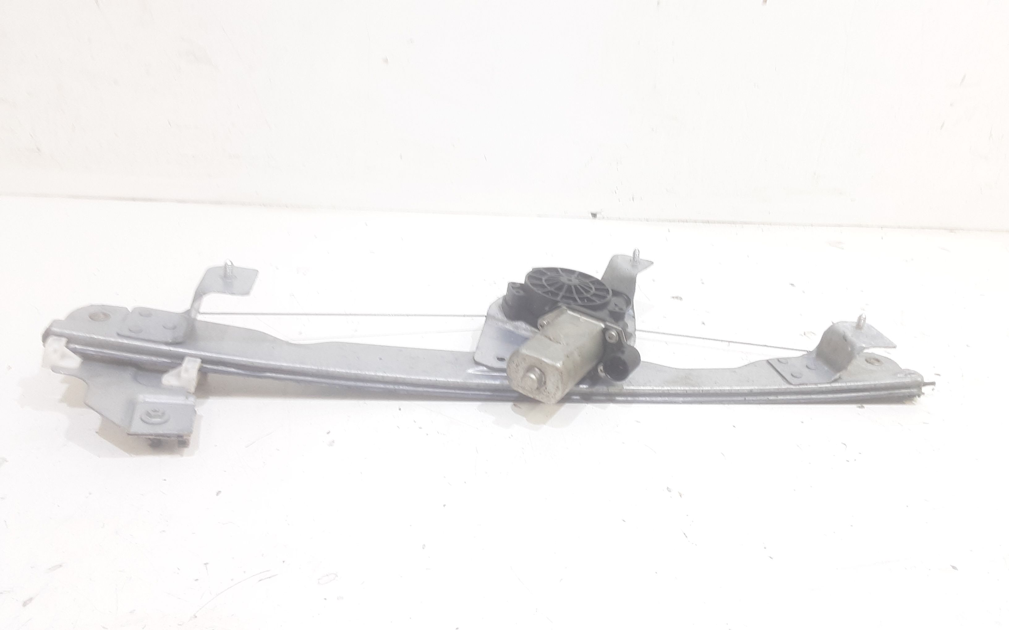 Alzacristallo Porta Ant. Sinistro 8200733826 Usato