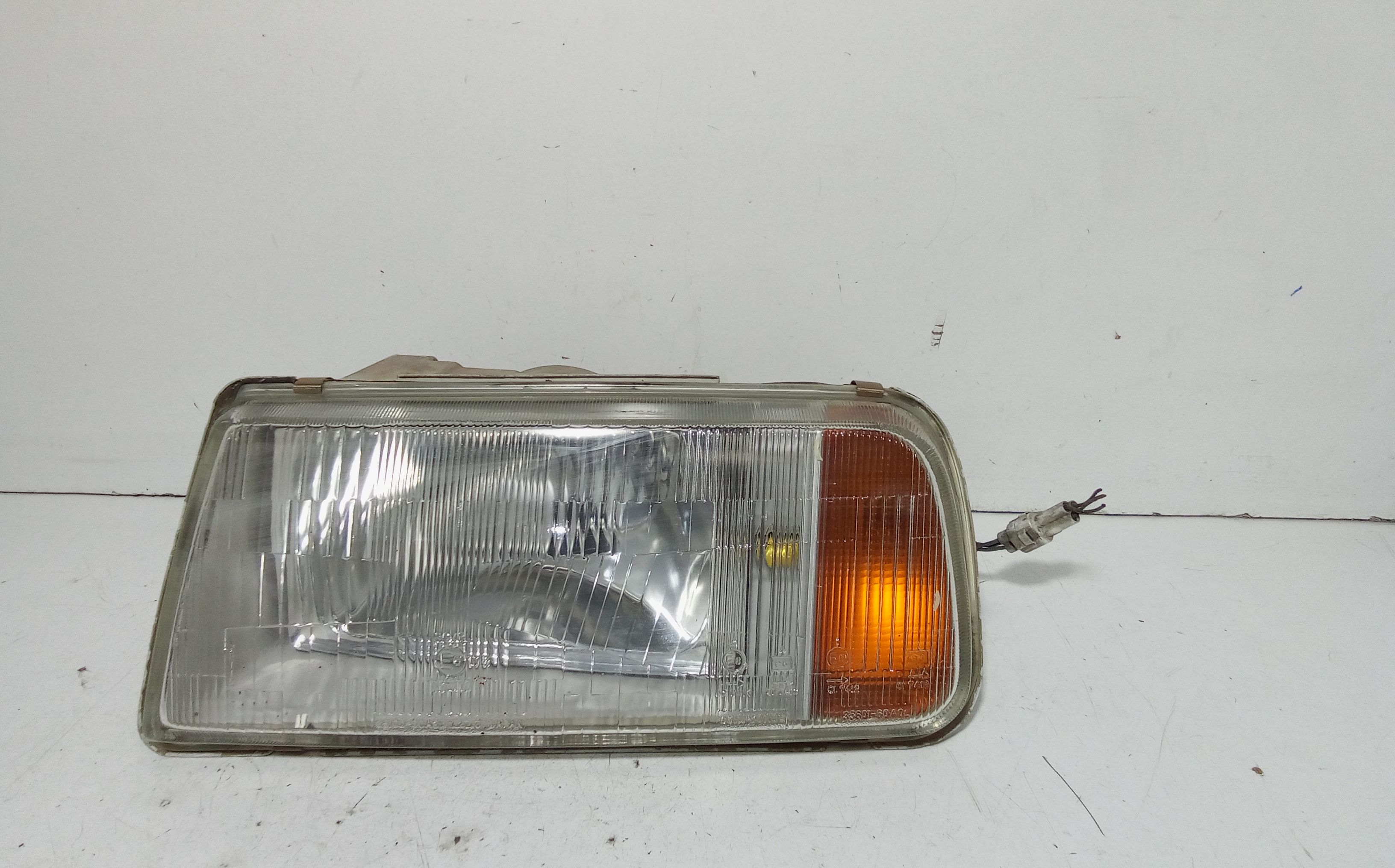 Proiettore Sinistro 3530060A31000 Usato