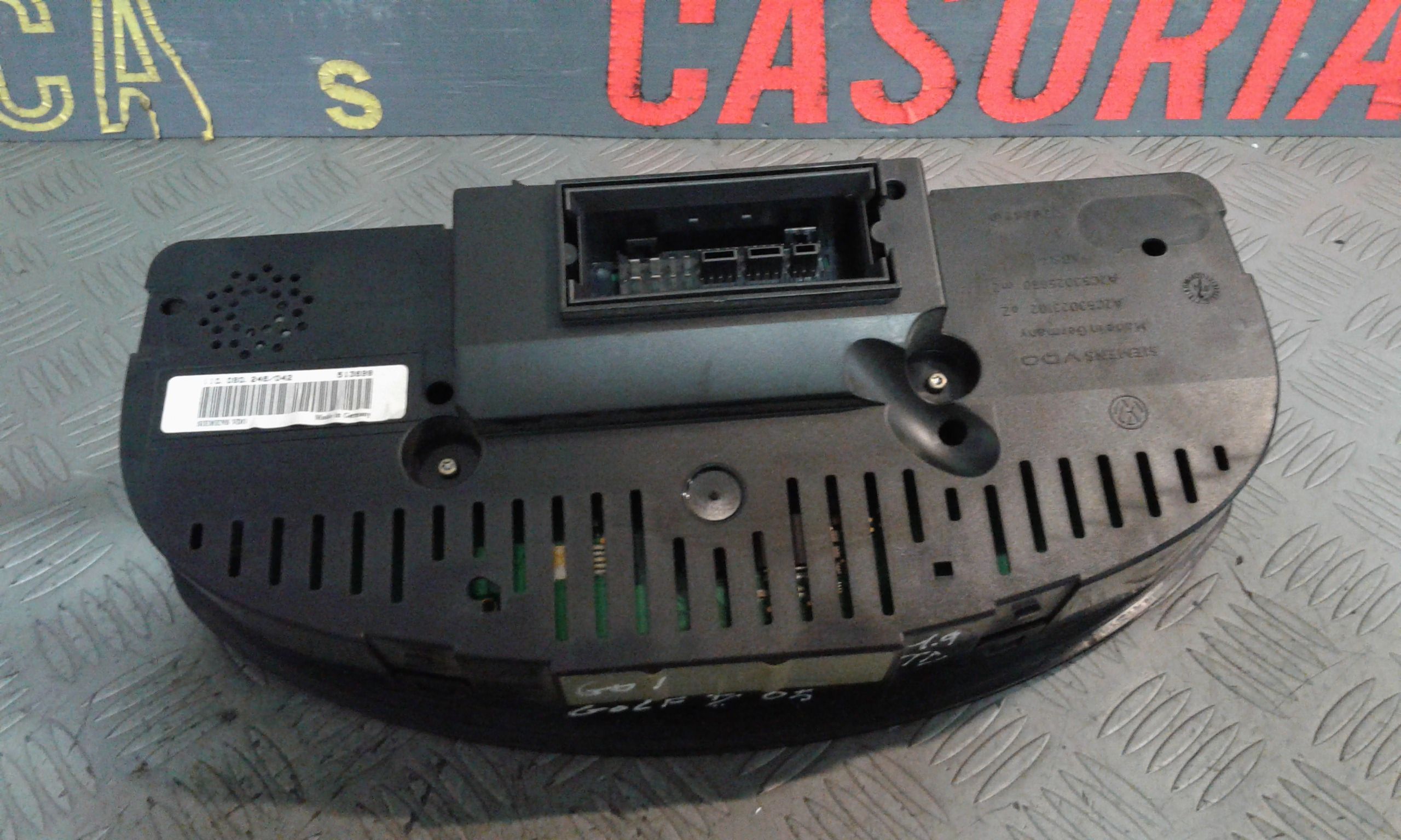 Quadro Portastrumenti Usato