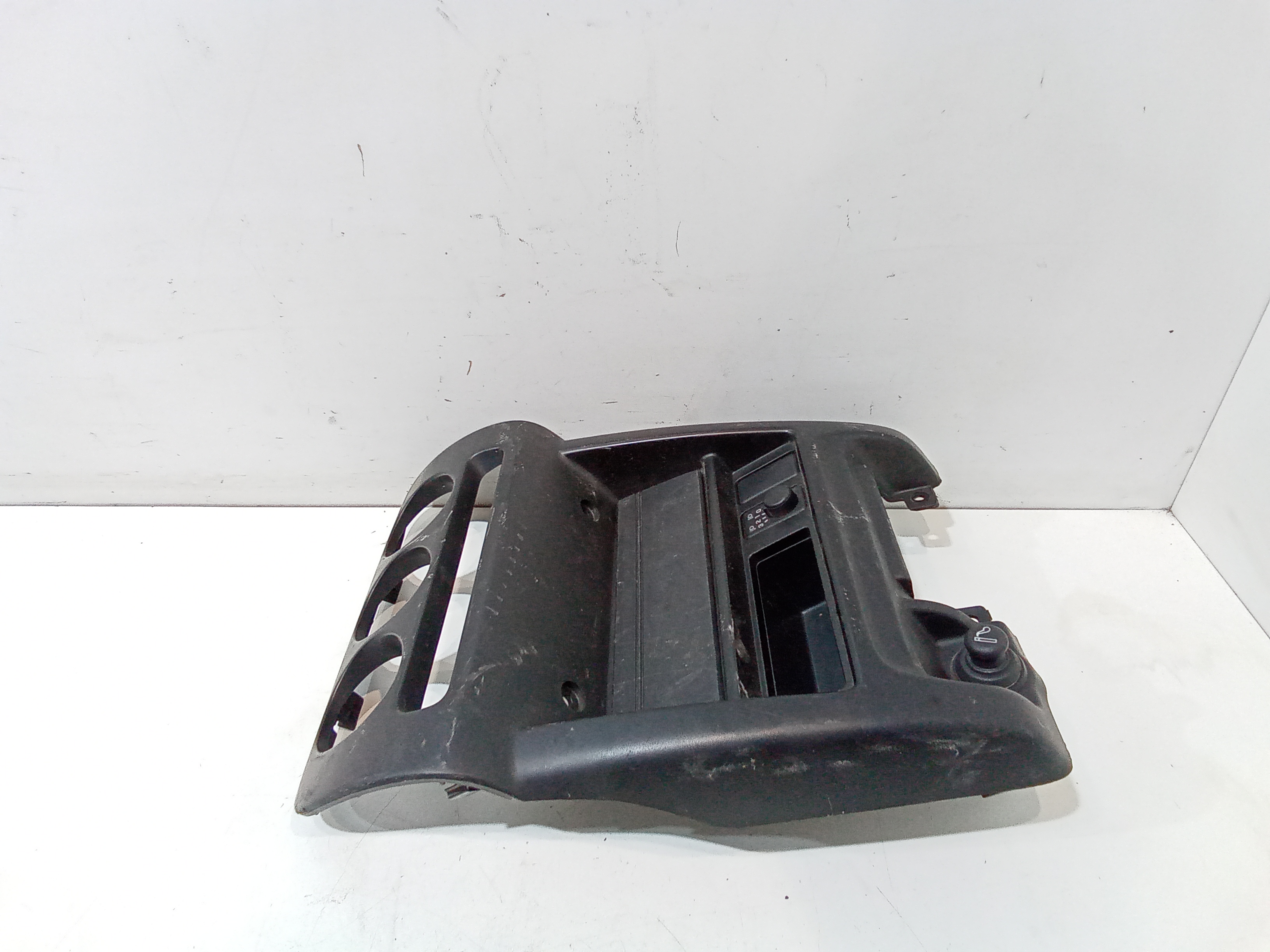 Rivestimento Centr. Cruscotto, Mascherina Portastrumenti Centr. Cruscotto Usato