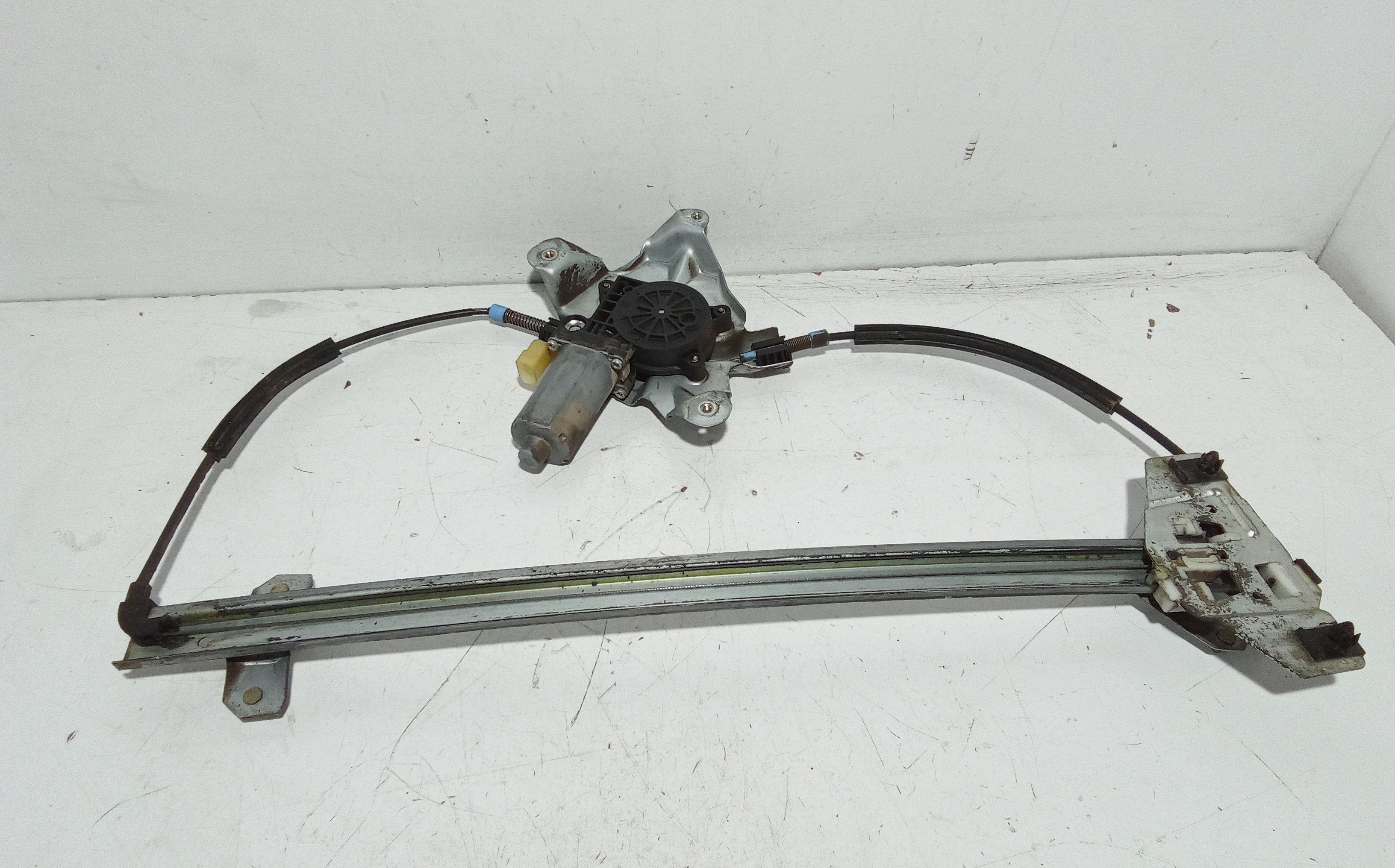 Alzacristallo Porta Ant. Sinistro Usato