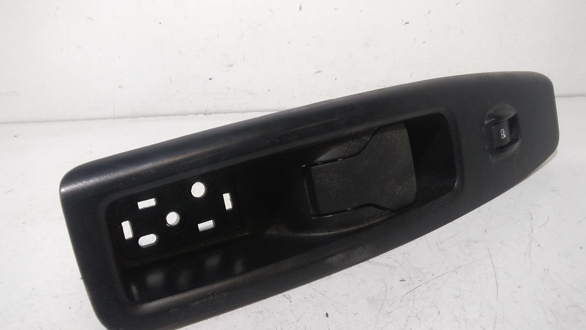 Interruttore Alzacristalli Porta Ant. Destro Usato