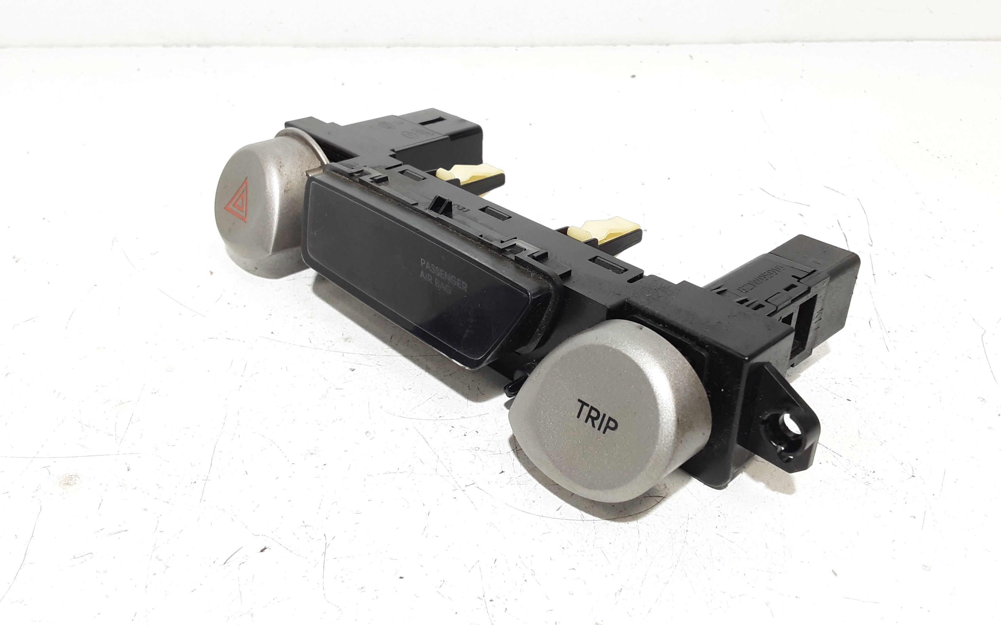 Interruttore Luci Emergenza 937901J000UX Usato