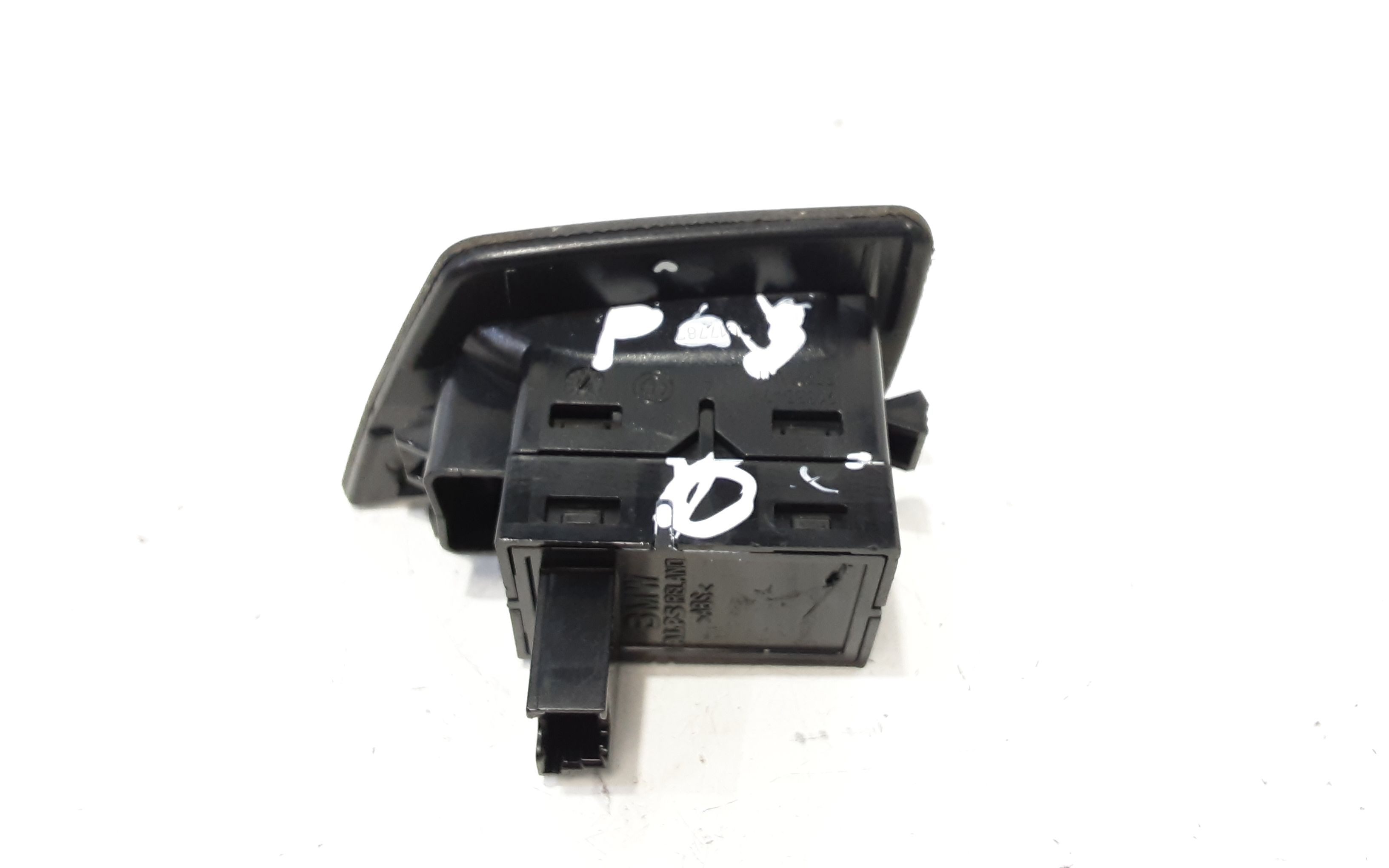 Interruttore Alzacristalli Porta Post. Sinistro 61319241949 Usato