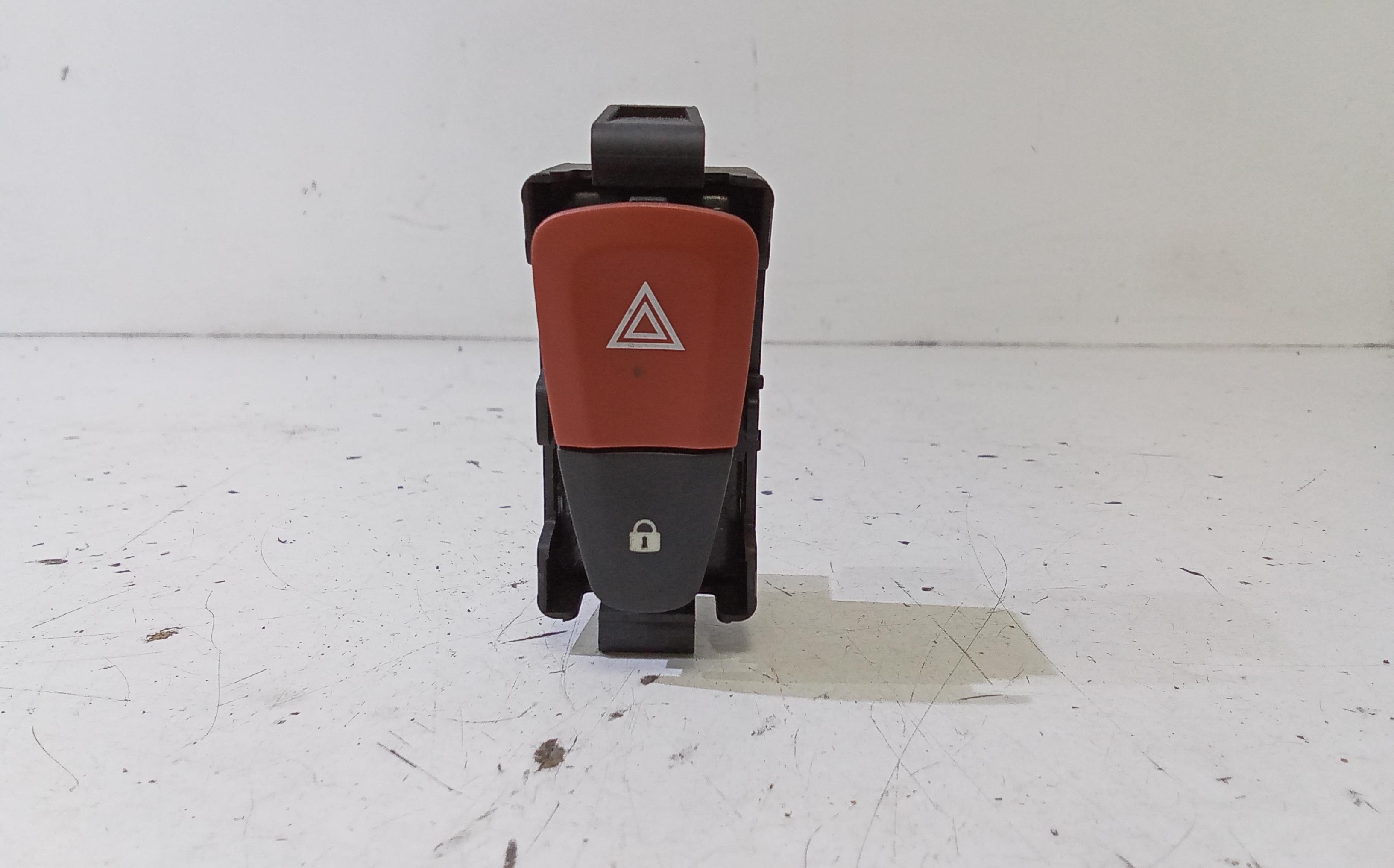 Interruttore Luci Emergenza 252100502R Usato