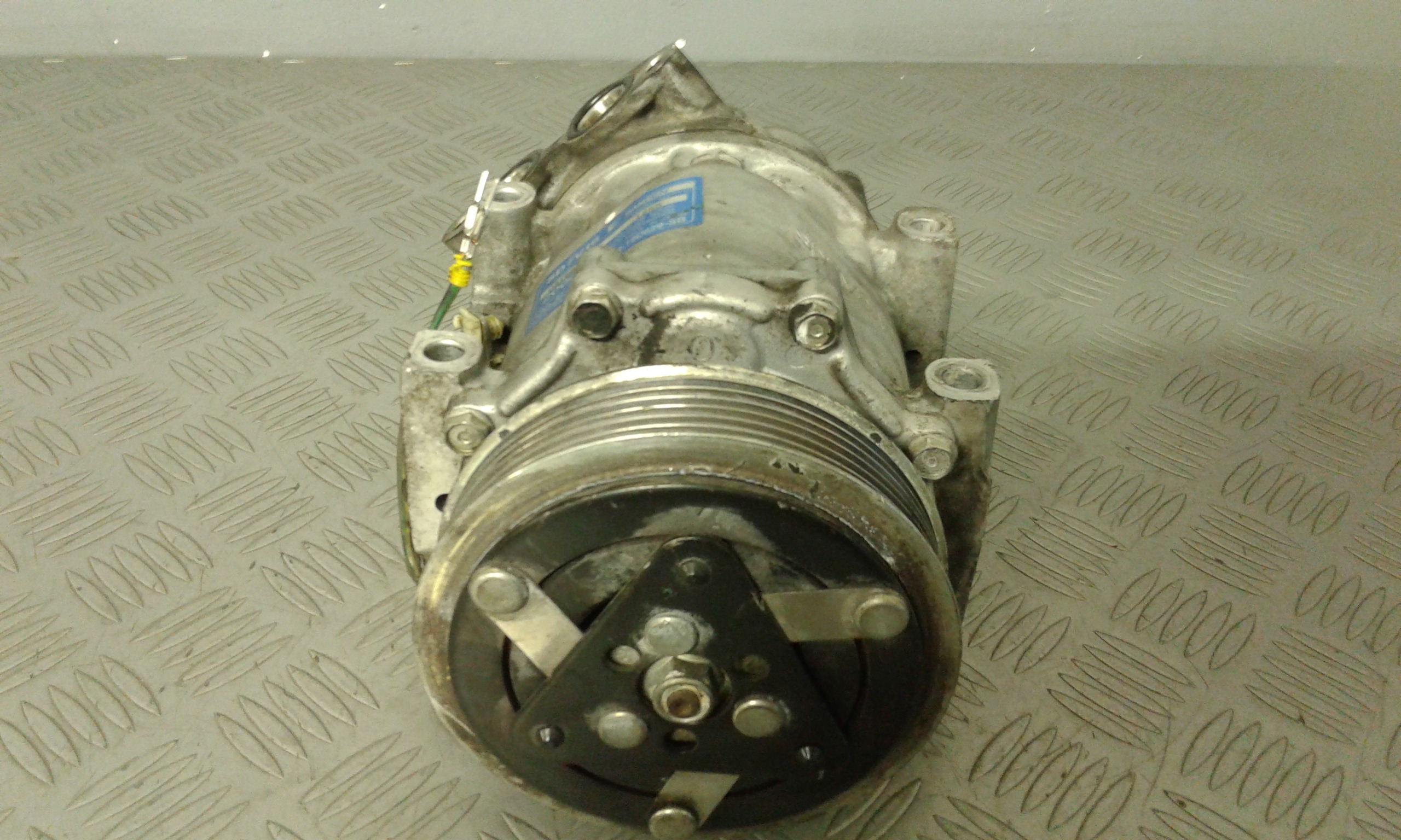 Compressore A/c BP4K61K00A Usato