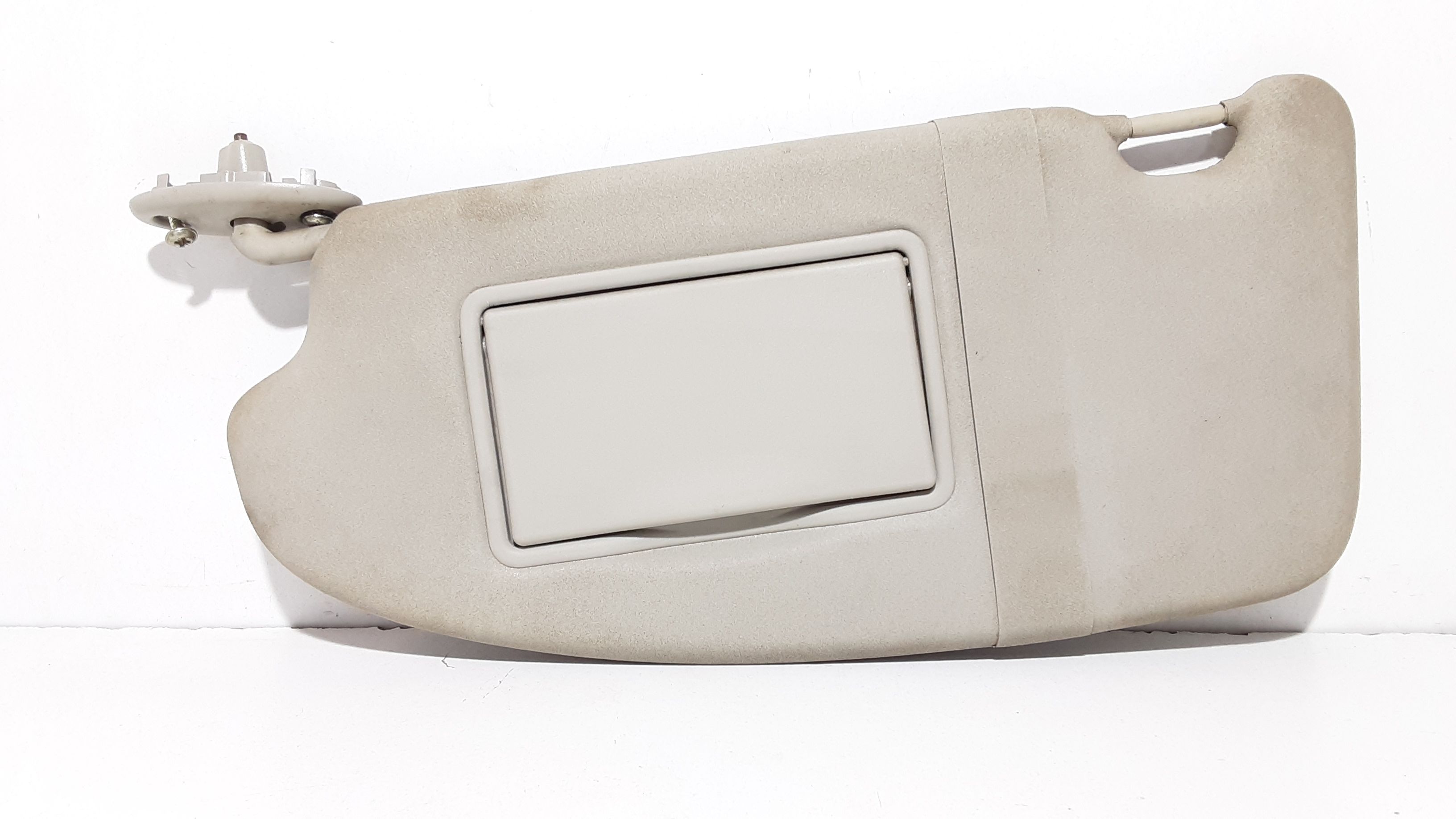 Aletta Parasole Parabrezza Sinistro 1700319 Usato