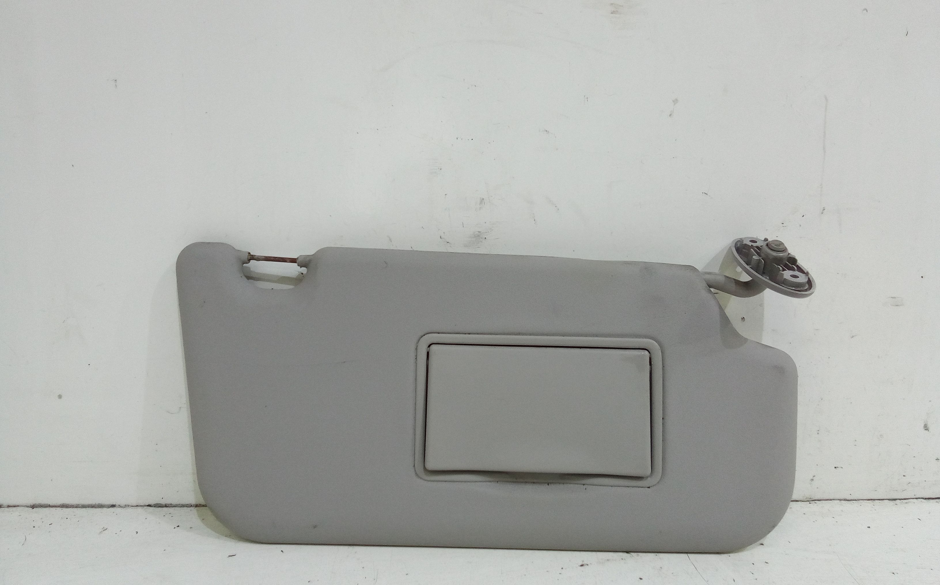 Aletta Parasole Parabrezza Destro 1222069 Usato