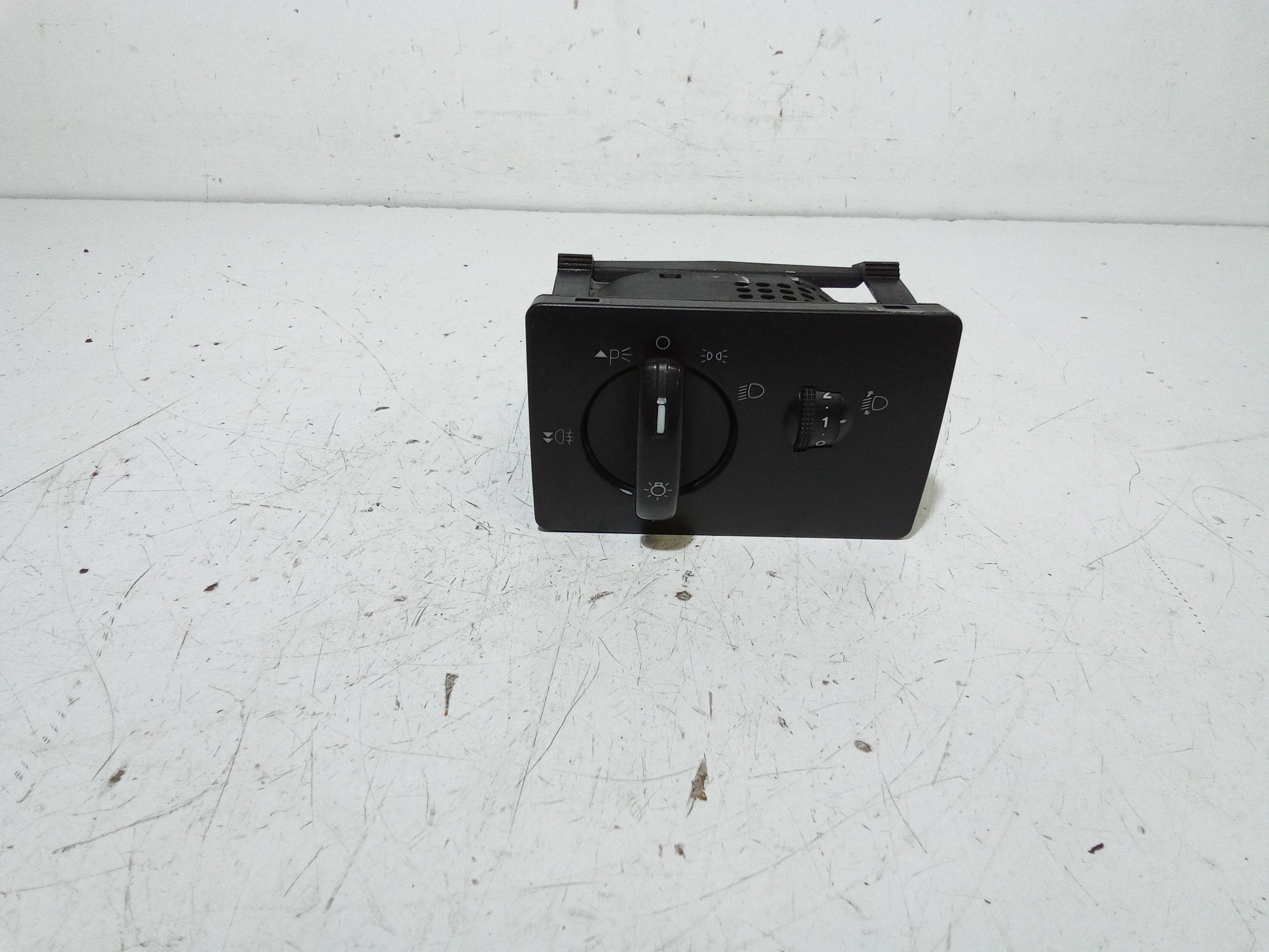 Interruttore Blocco Comando Luci 1471862 Usato