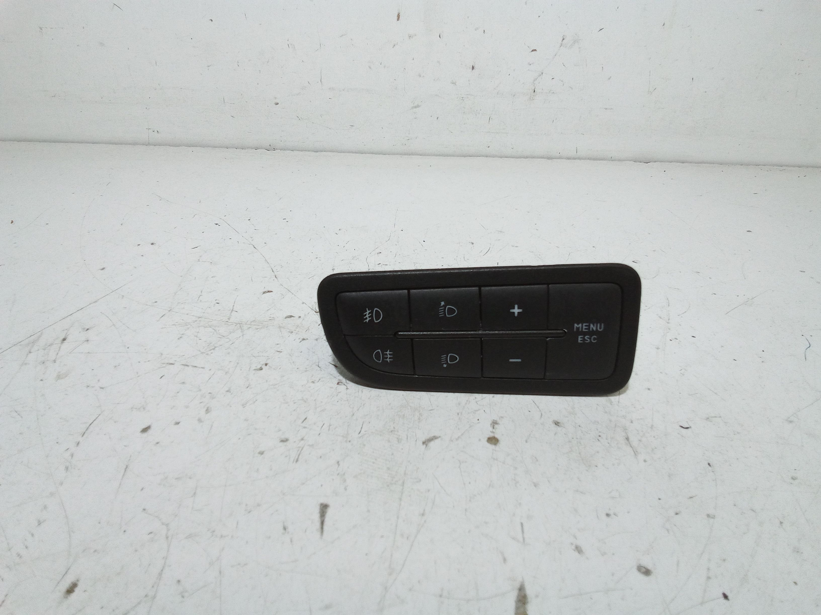 Interruttore Blocco Comando Luci 735604108 Usato