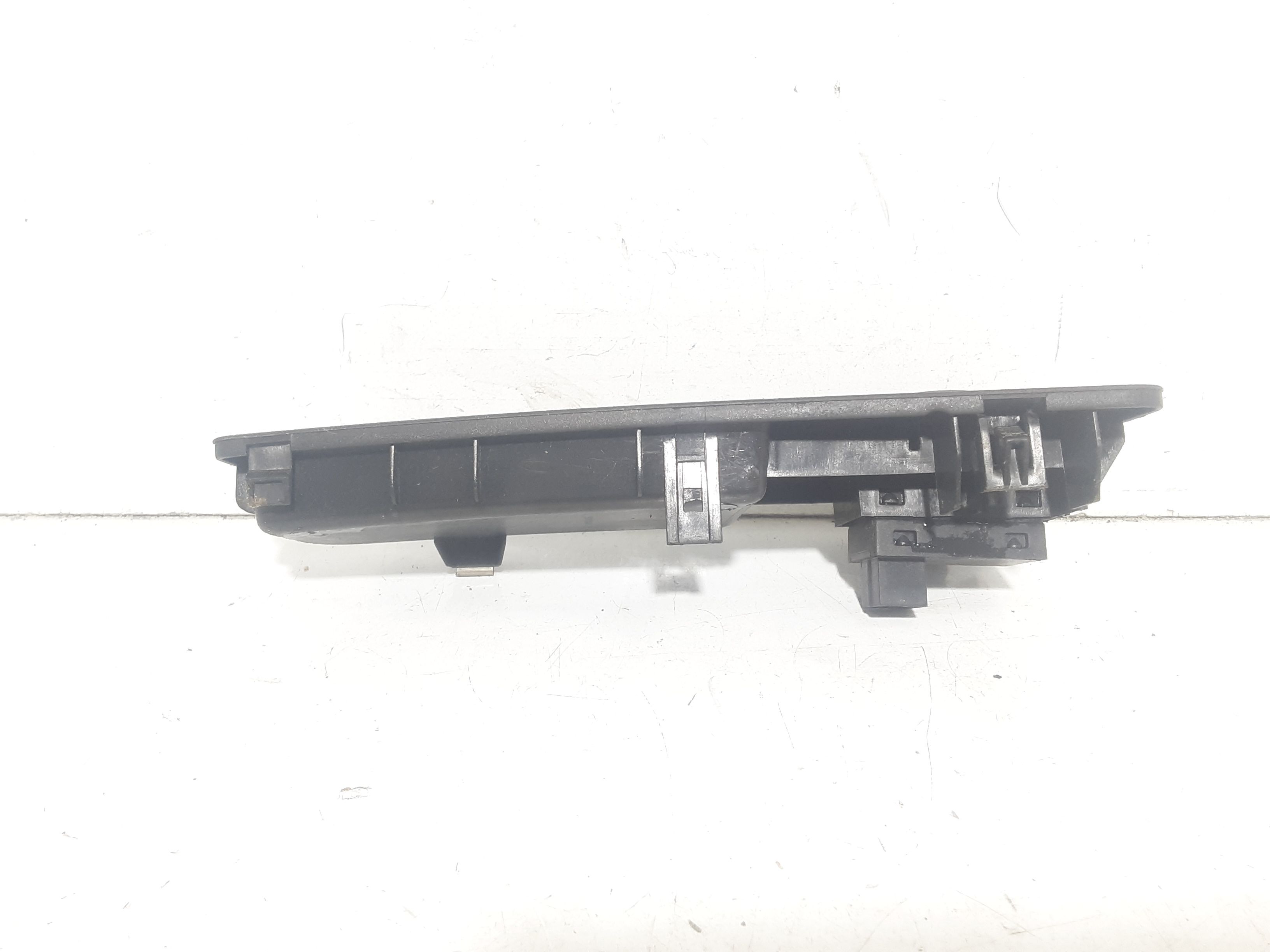 Interruttore Alzacristalli Porta Post. Destro 735474942 Usato