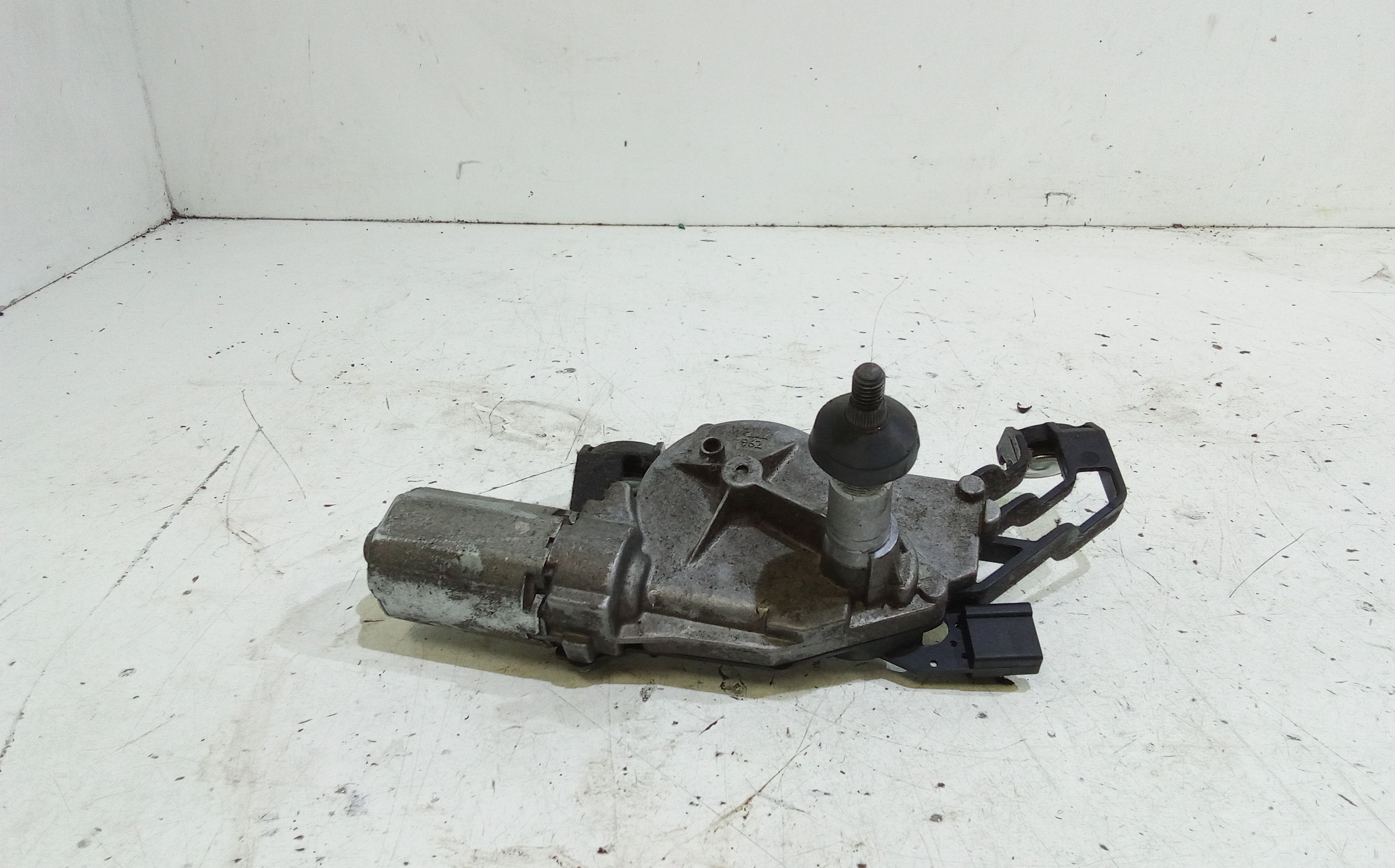 Motorino Tergilunotto A4548200208 Usato